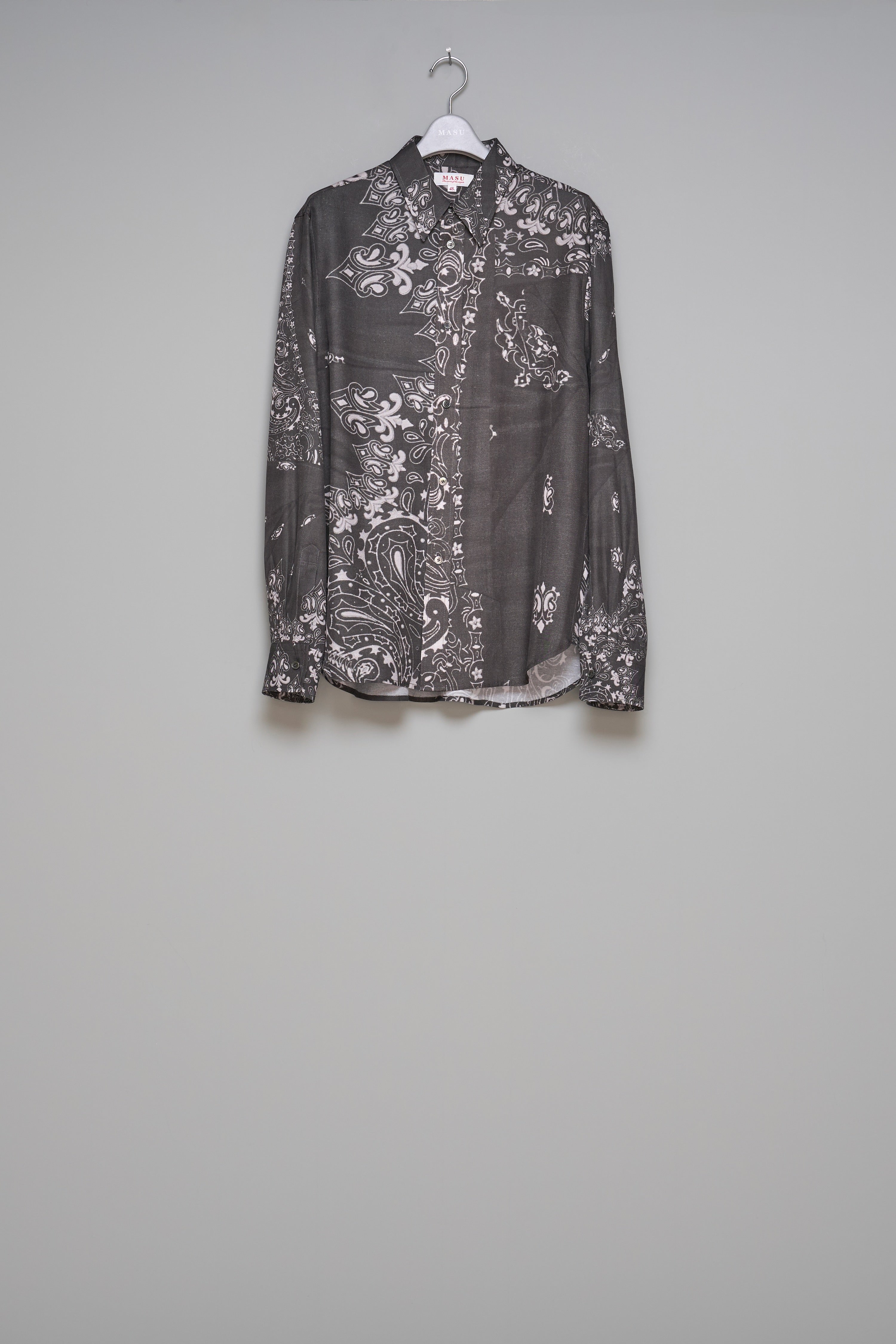 MASU(エムエーエスユー)のCRUSHED PAISLEY PRINT SHIRT BLACKの通販