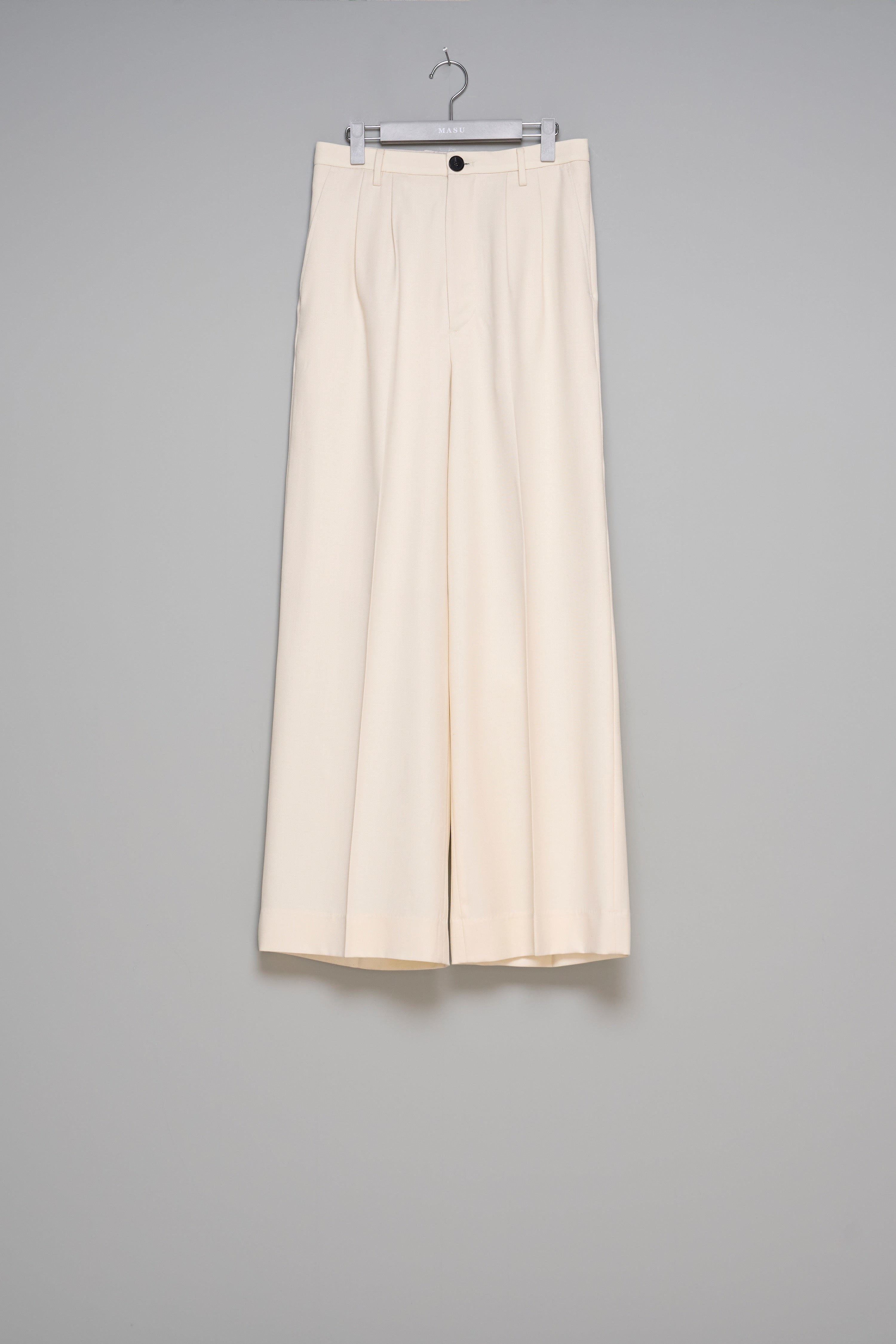 パンツ MASU 25ss wide trousers MASU(エムエーエスユー)のTUCKED WIDE TROUSERS WHITEの通販｜PALETTE