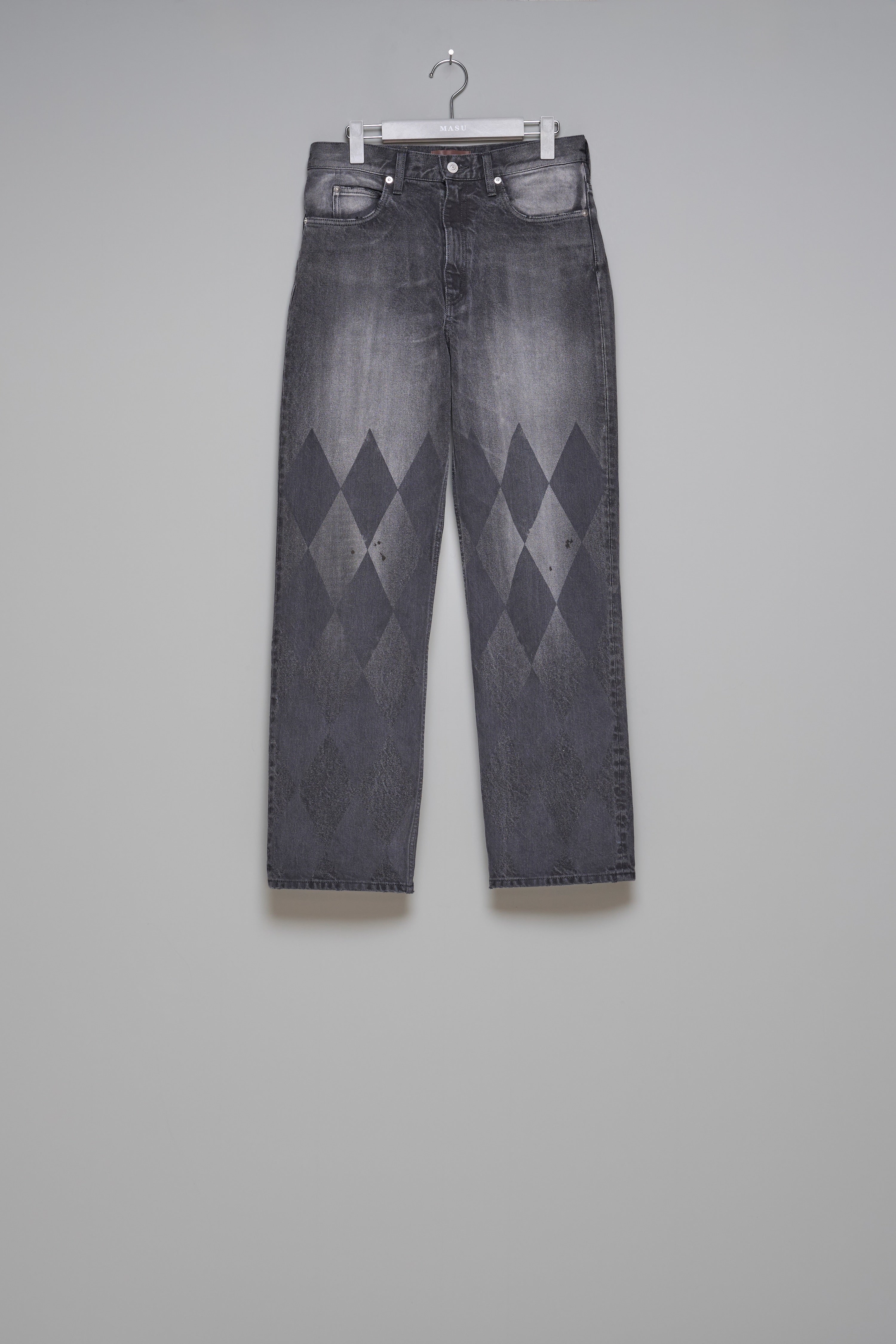 MASU(エムエーエスユー)のMB TAPERED JEANS DIAMOND BLACKの通販