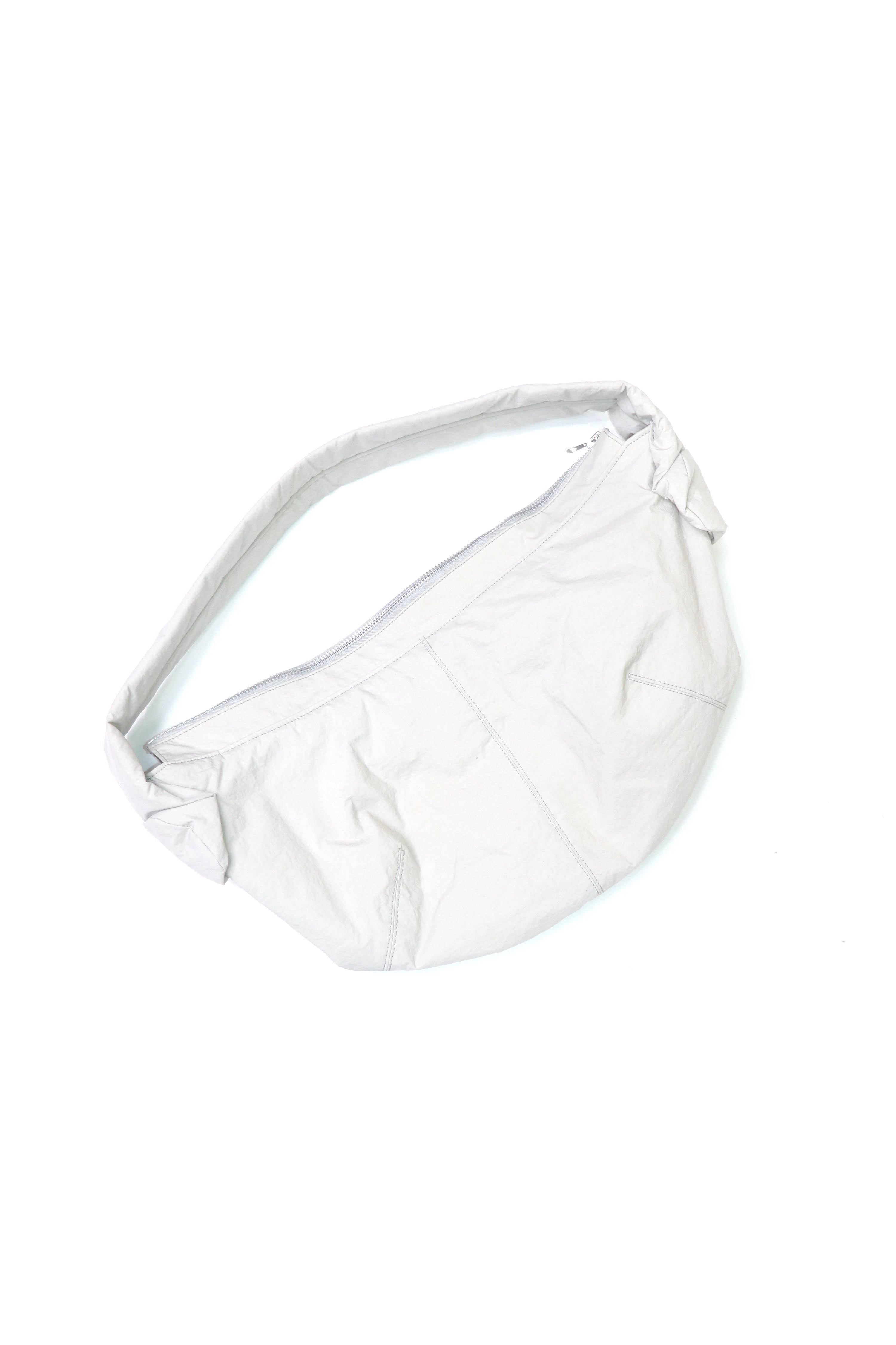 fluss(フルス)のCRUSH CYLINDER CROSS BAG L.GRAY(バッグ)の通販