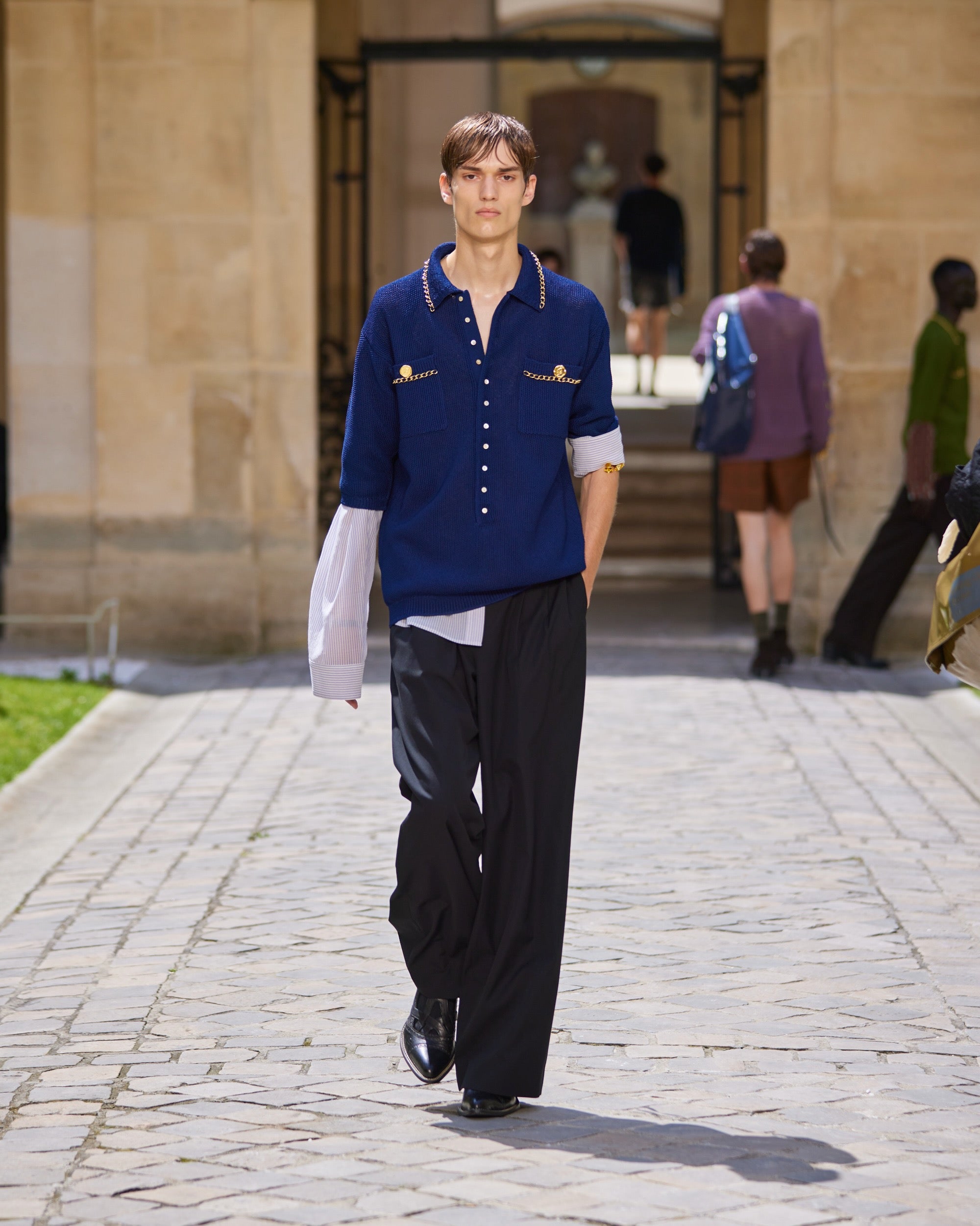 BedjwFord_ss25_runway_IG_look1