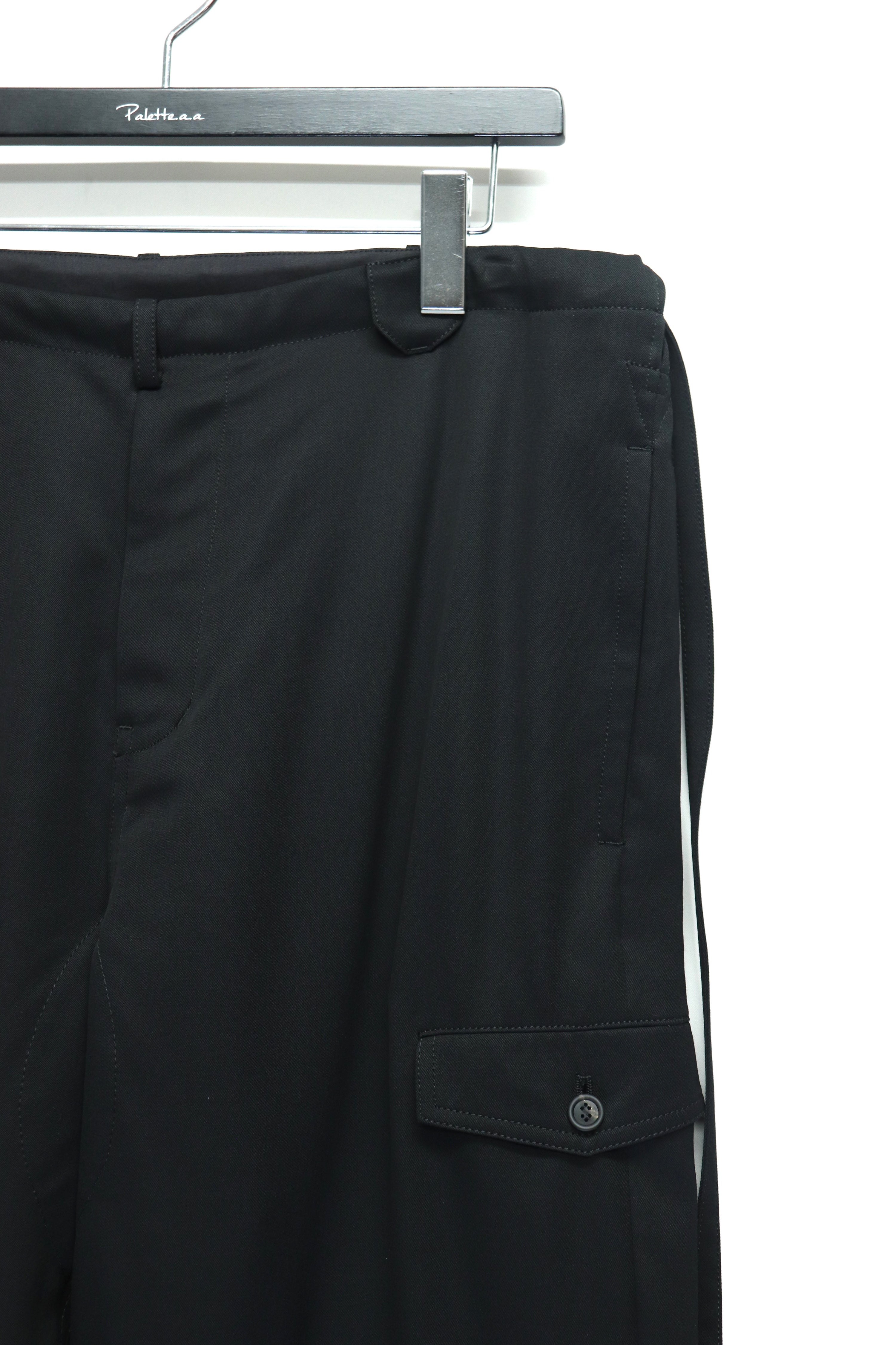 SOSHIOTSUKI(ソウシオオツキ)のCOMMENDER TROUSERS BLACKの通販