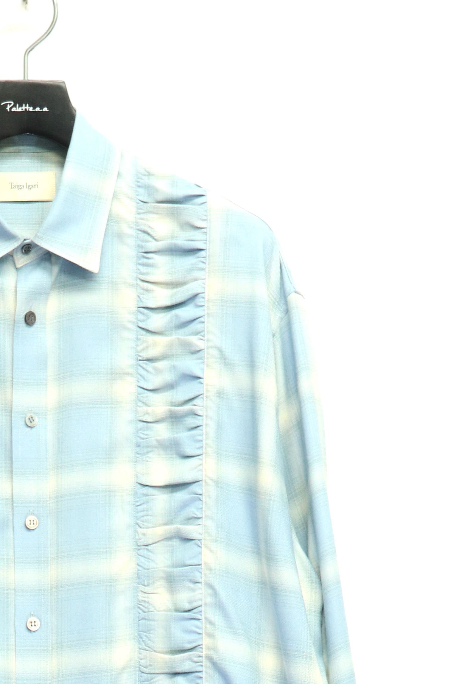 Taiga Igari(タイガ イガリ)のGather Plaid Shirt SKY BLUEの通販