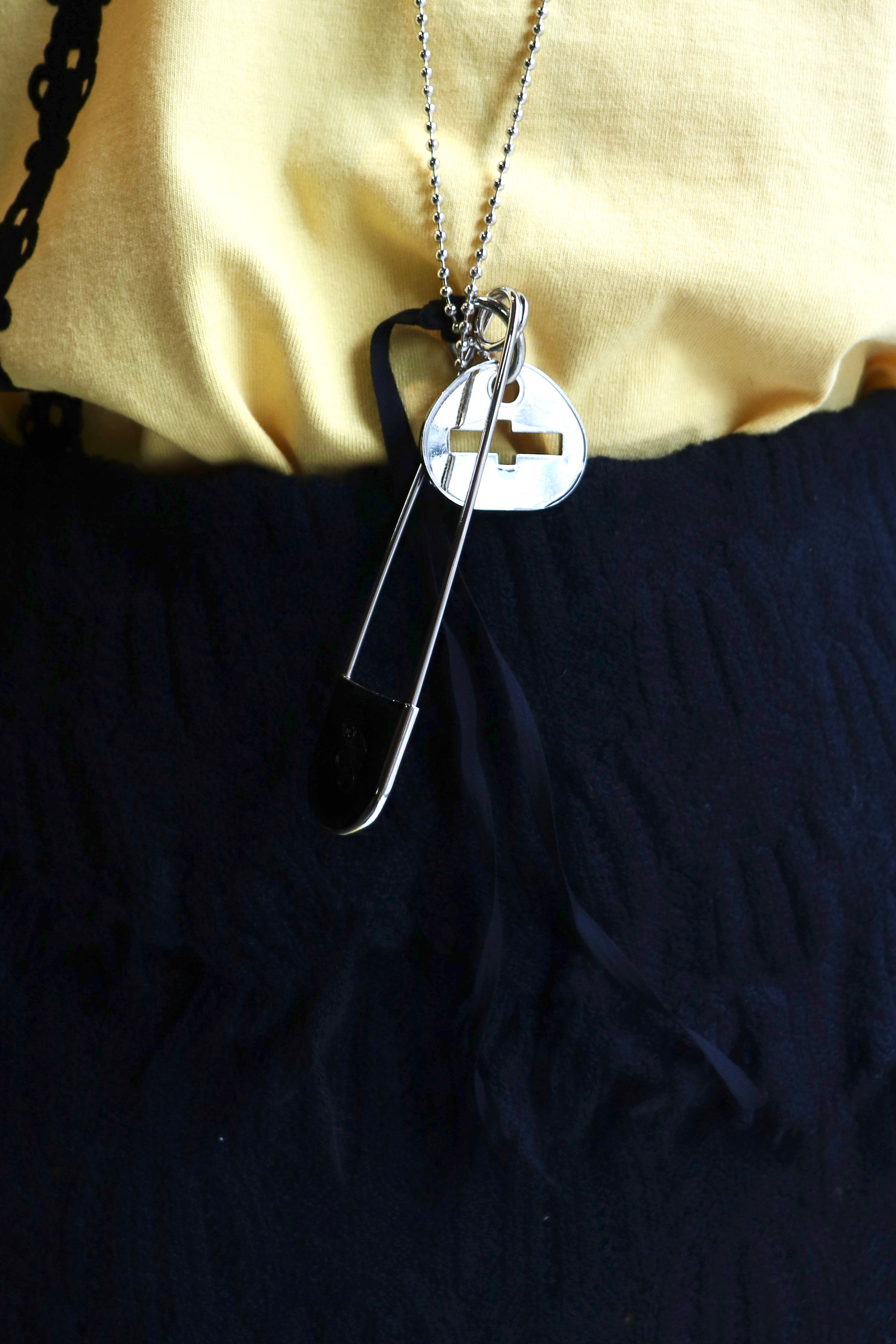 MASU(エムエーエスユー)のLAUNDRY PIN NECKLACE SILVERの通販｜PALETTE