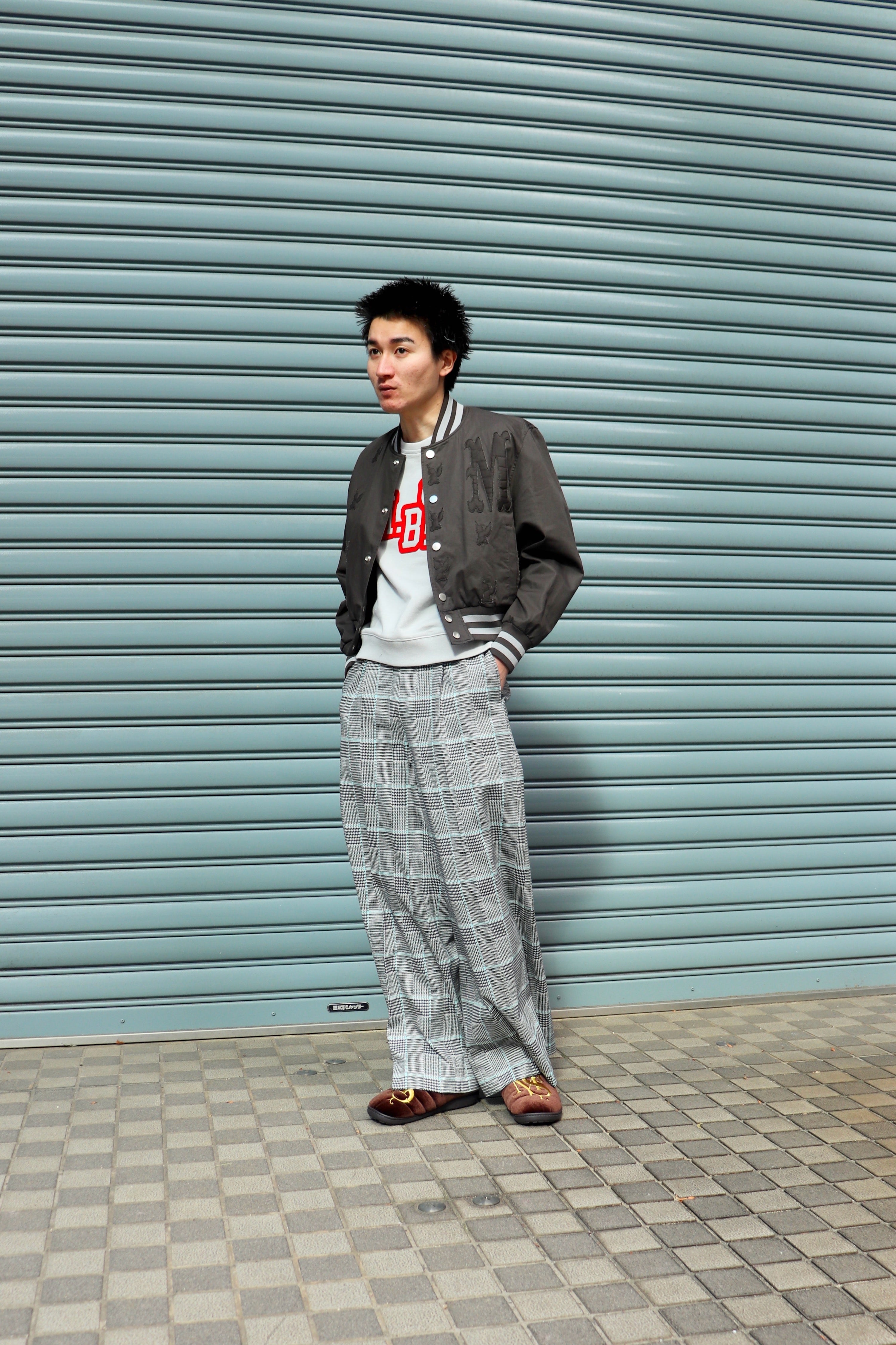 MASU(エムエーエスユー)のMASU SUMMER VARSITY JACKET CACAOの通販