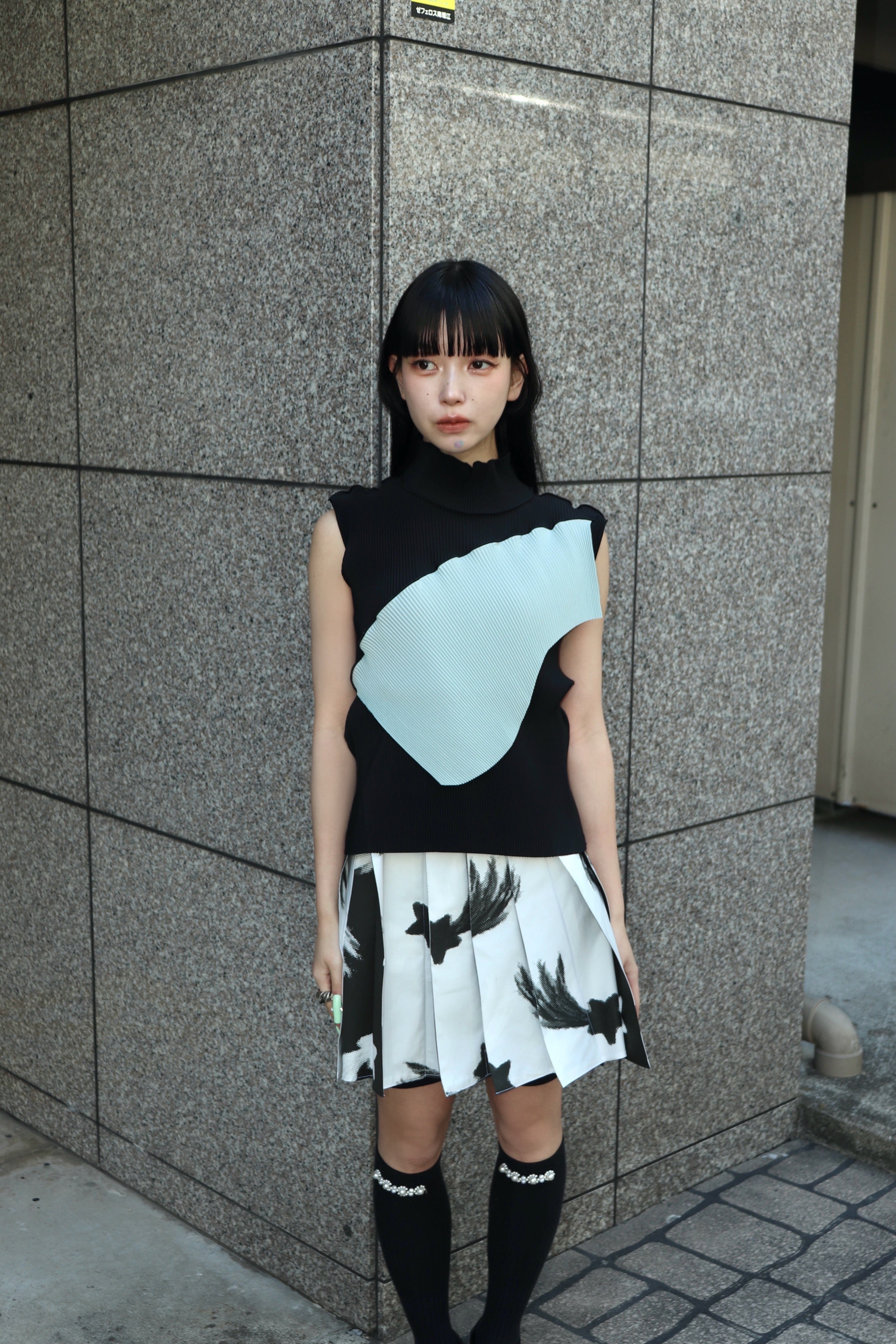 kotohayokozawa(コトハヨコザワ)のTODO WAVE TOP SLEEVELESS HIGHNECK