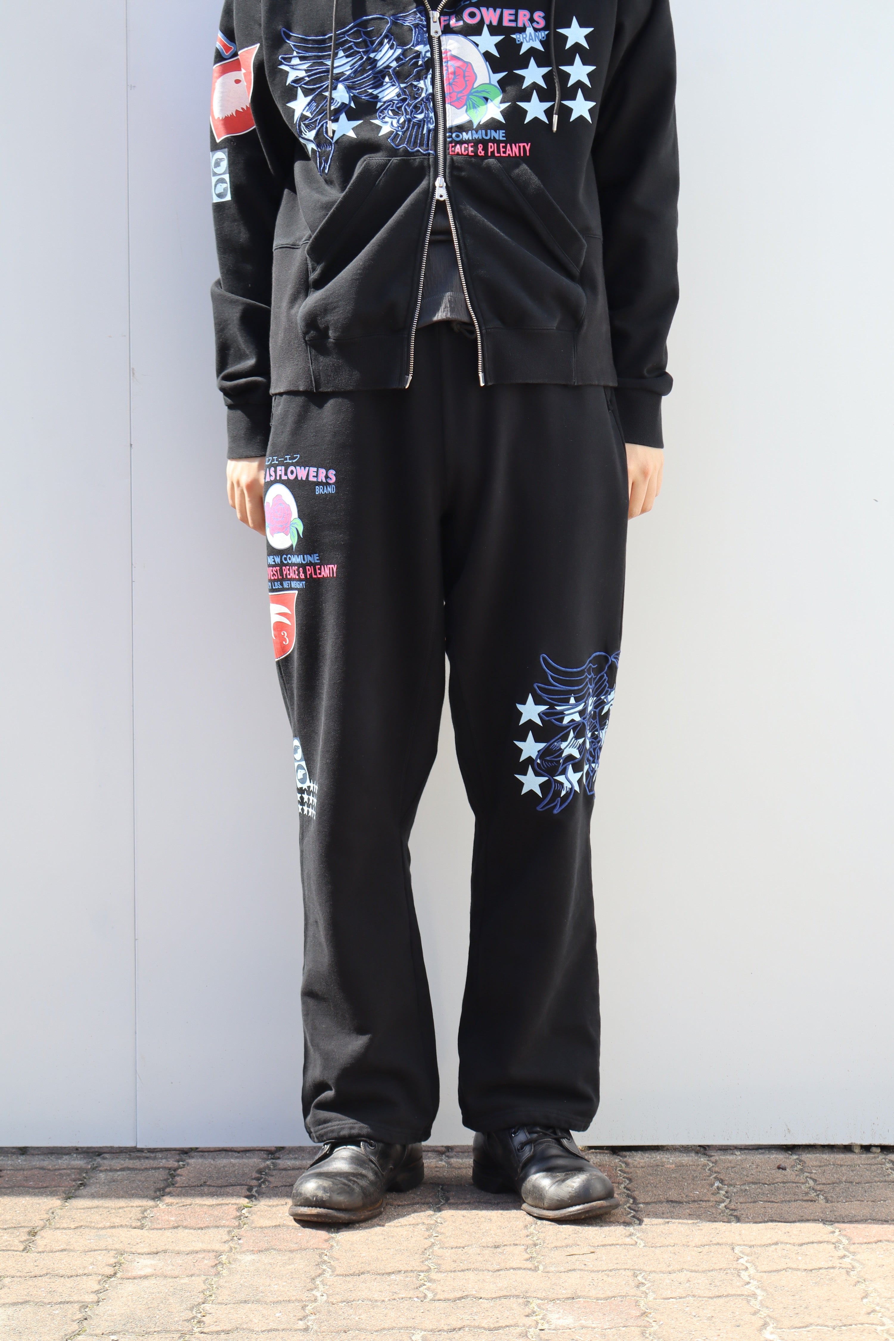 FAF(エフエーエフ)のPrinted Baggy Sweat Pants BLACKの通販｜PALETTE