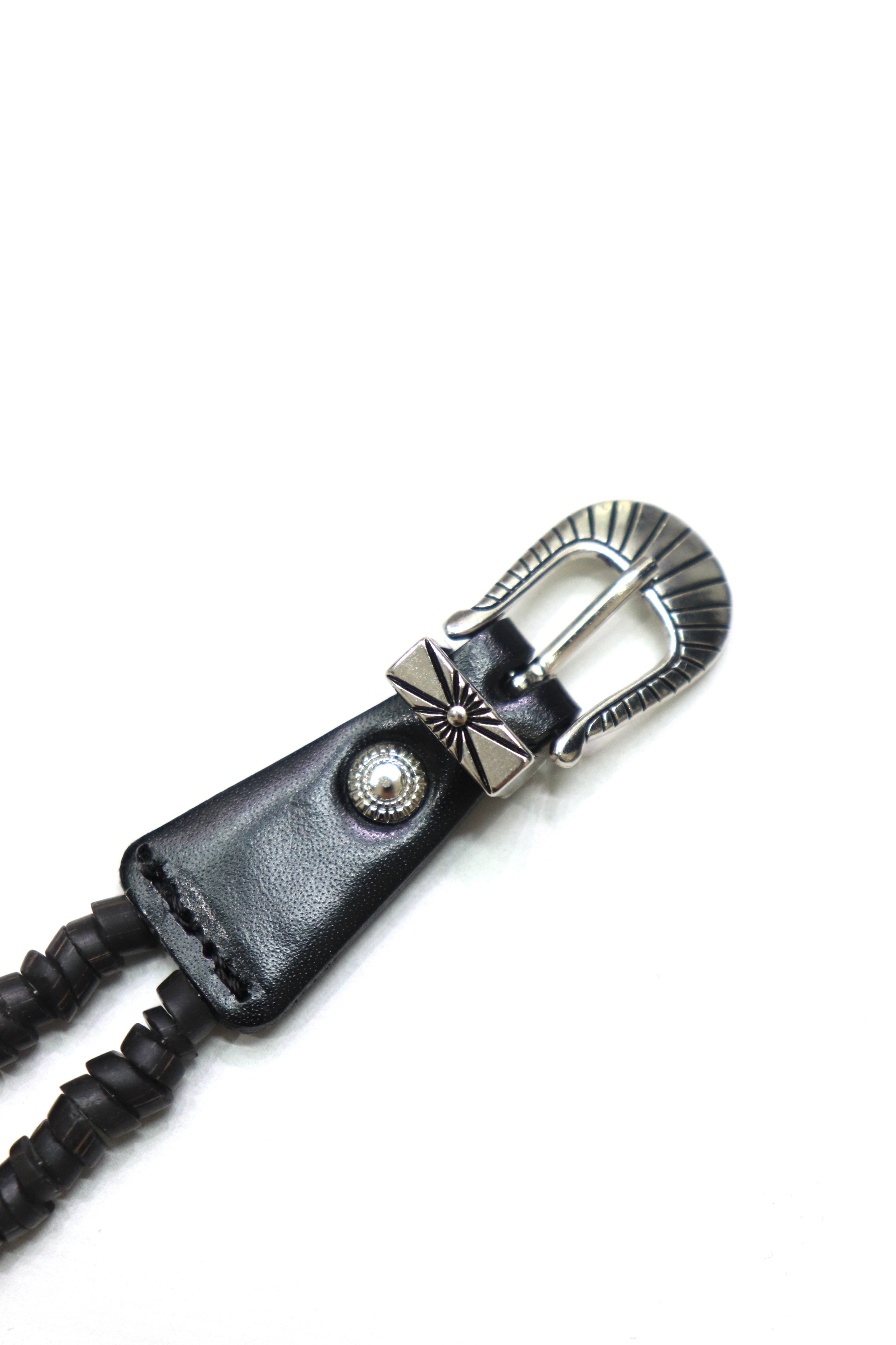 TOGA VIRILIS(トーガ ビリリース)のBeads bangle BLACKの通販｜PALETTE