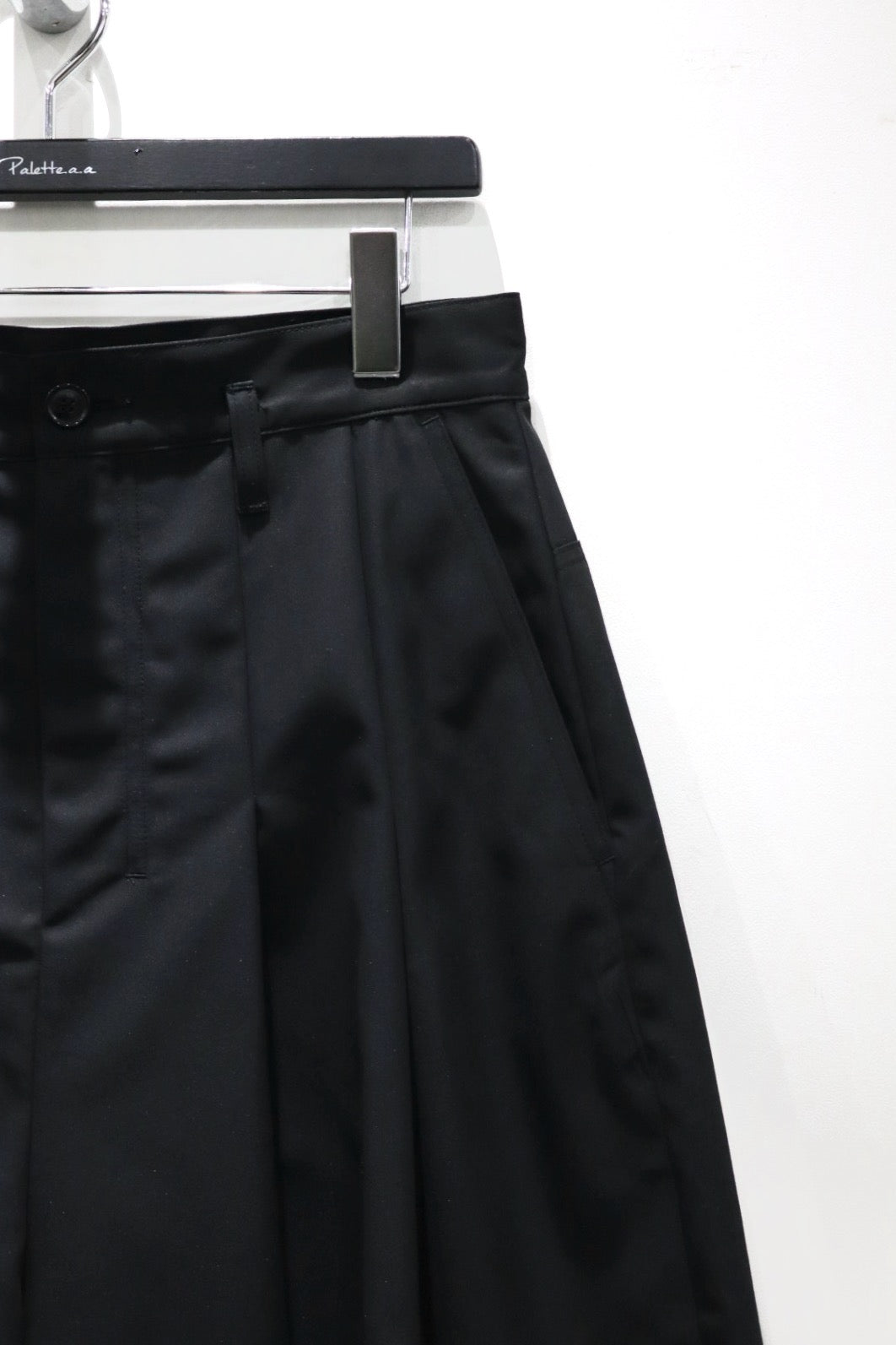 SHINYAKOZUKA(シンヤコヅカ)のBAGGY SHORTS BLACKの通販｜PALETTE art