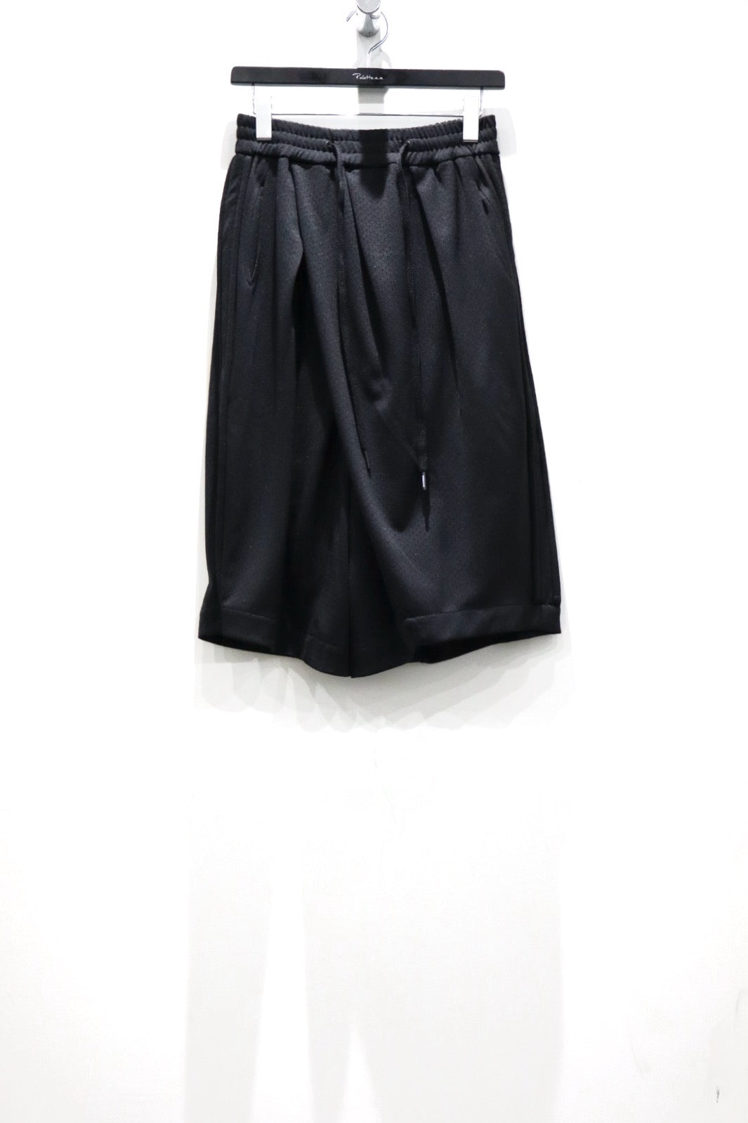 NAMESAKE(ネイムセイク)のREID PLEATED BASKETBALL SHORTSの通販