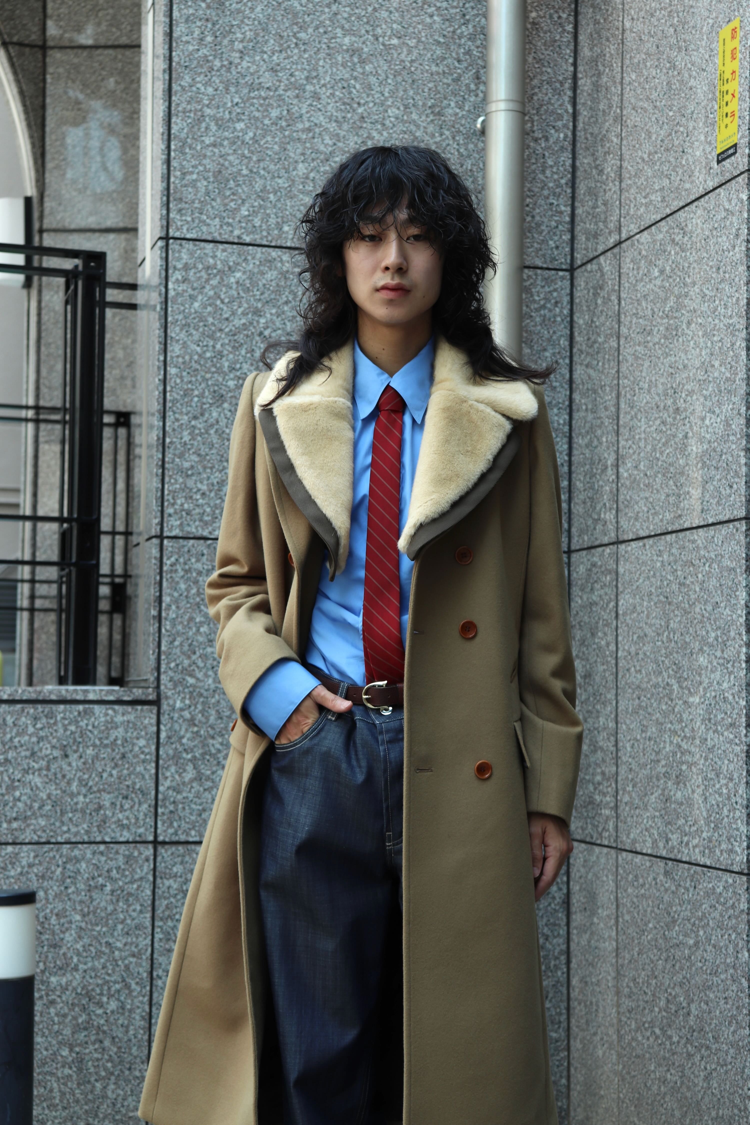 TOGA - vintage レトロ ゴールド 金 変型 デザイン パデットコート ブルゾン TOGA(トーガ)のMELTON COAT BEIGEの通販｜PALETTE art aliveの