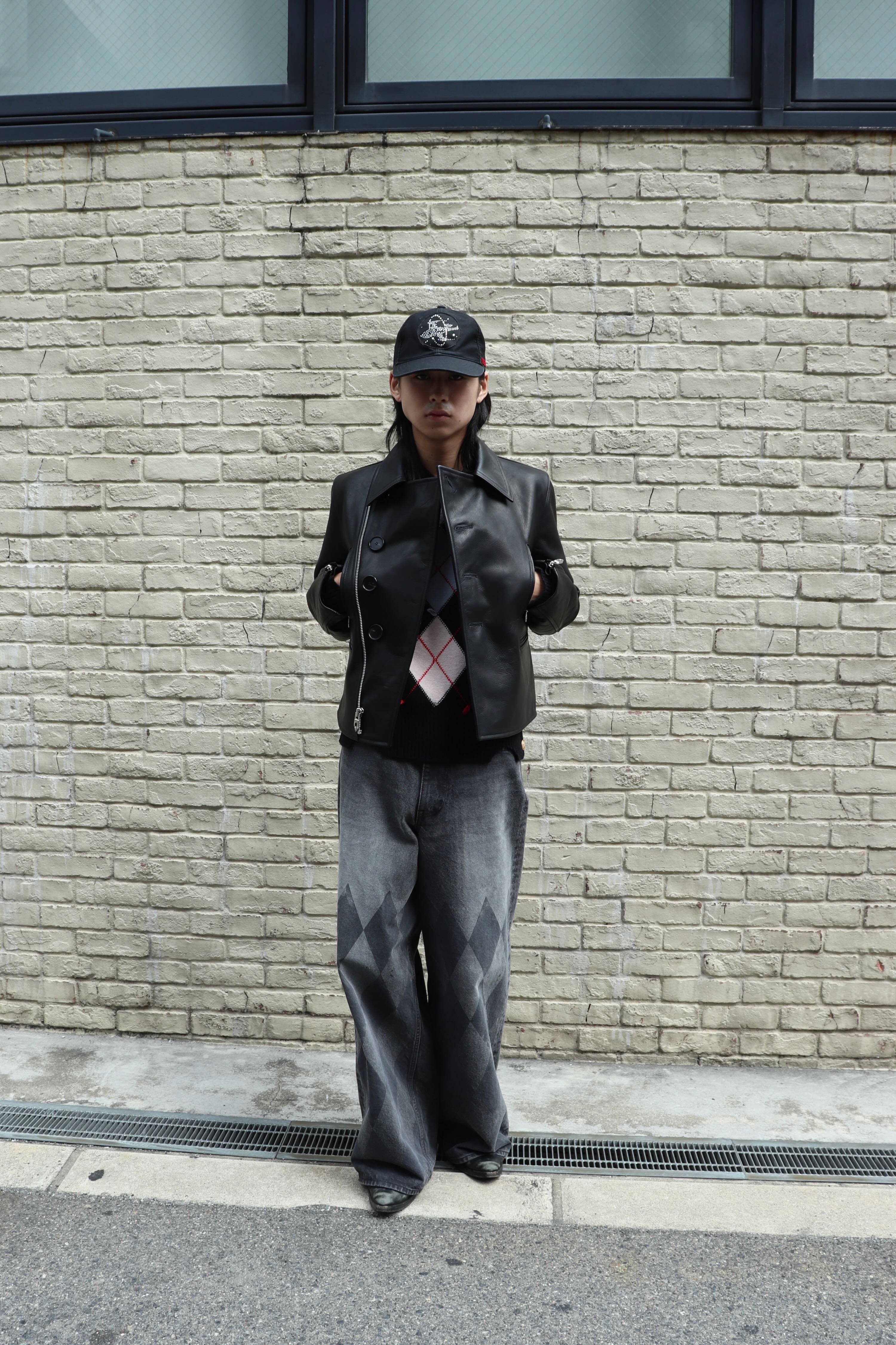 MASU(エムエーエスユー)のDIAMOND SCRAPED SWEATER BLACKの通販