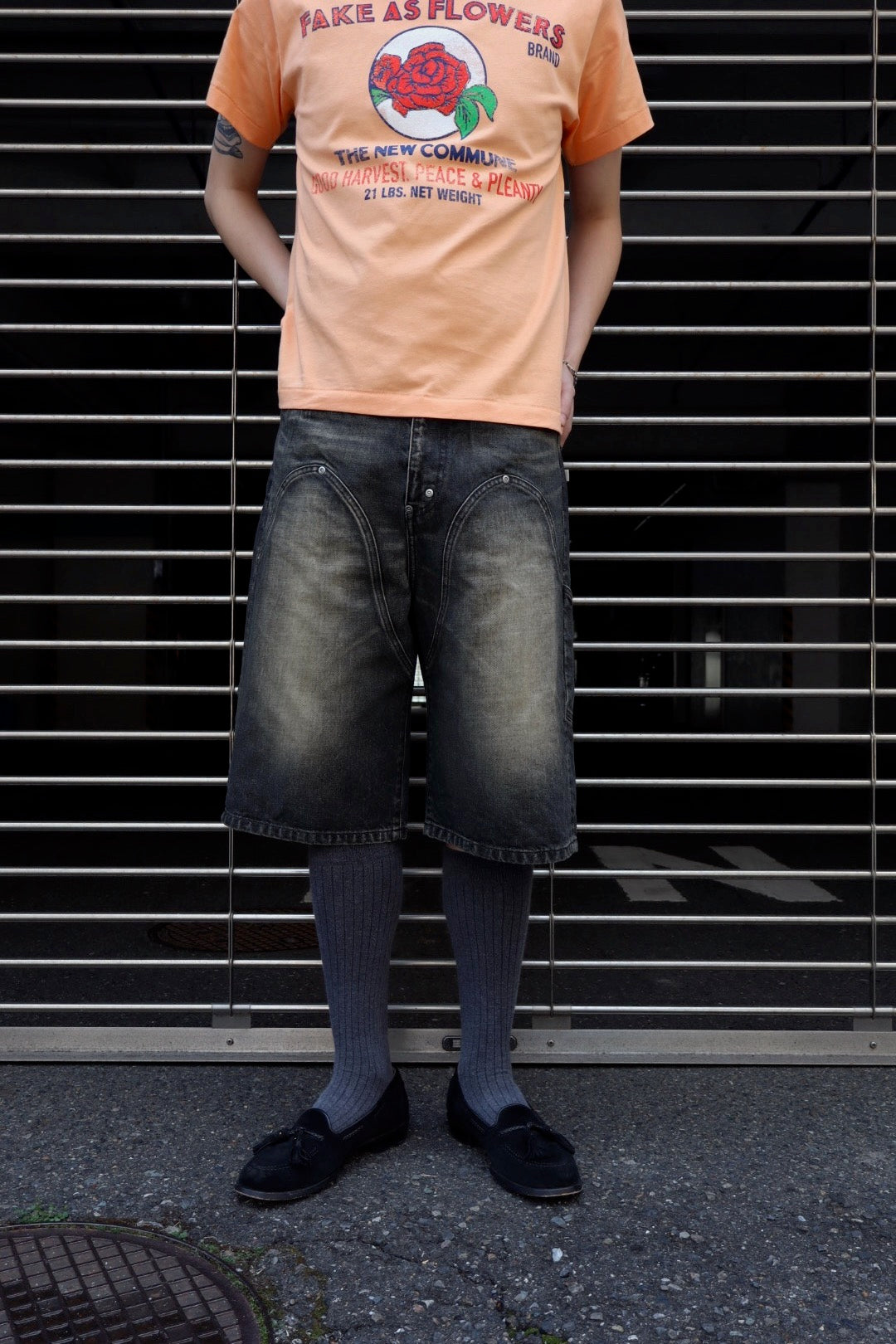 FAF(エフエーエフ)のNEWCOMMUNE Baggy Denim Shorts BLACKの通販