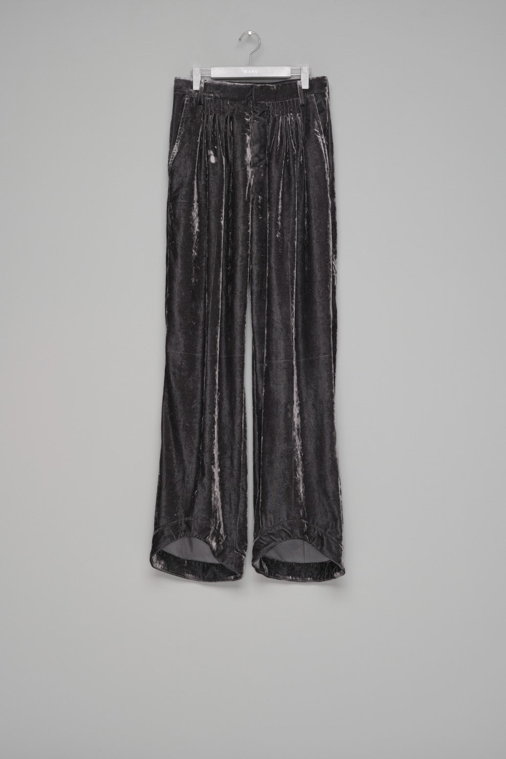 MASU(エムエーエスユー)のVELVET ACCORDION WIDE TROUSERS DUSTY BLACK
