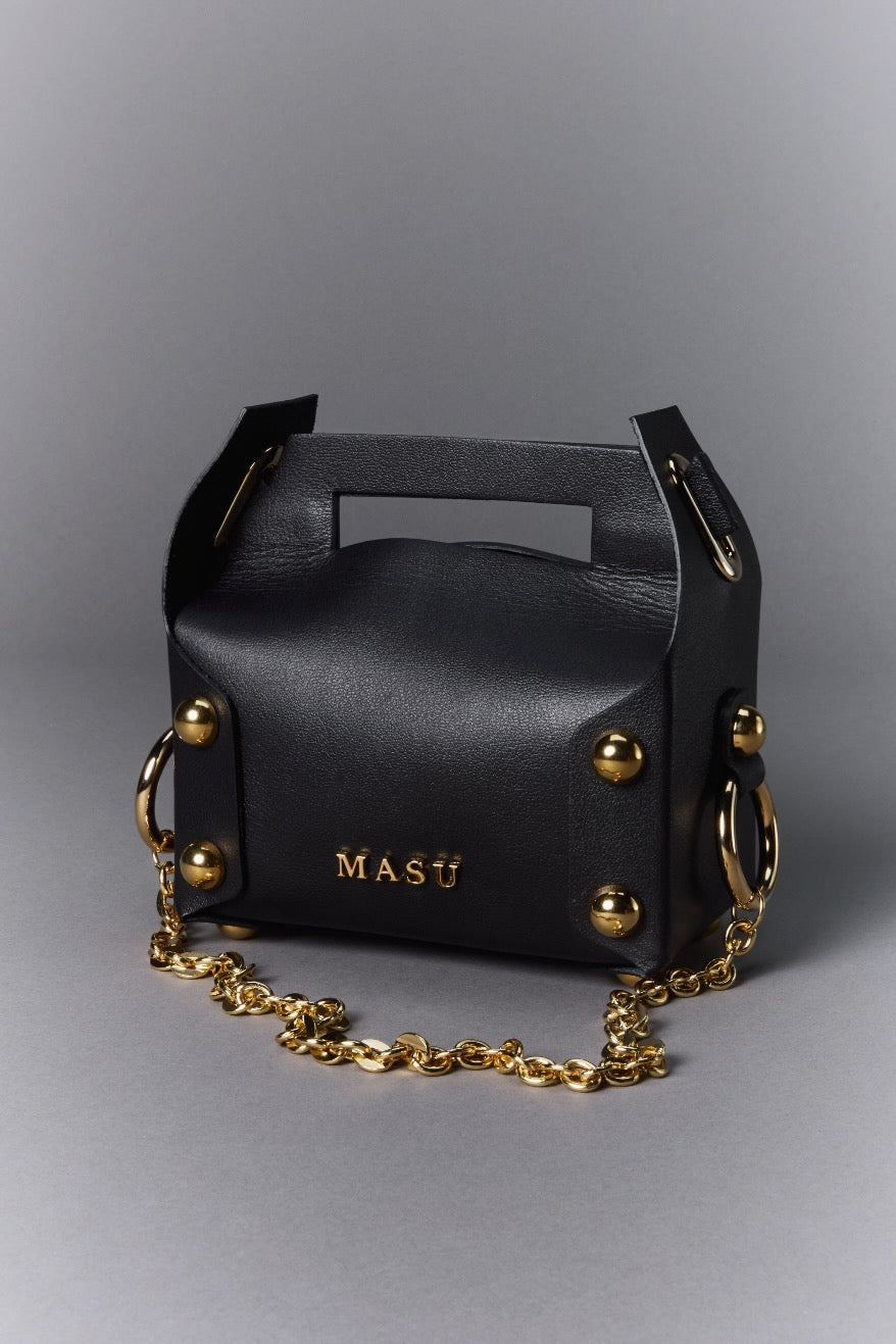 masuケーキバッグ MASU(エムエーエスユー)のLEATHER CAKE MINI BAG BLACK(バッグ)の通販