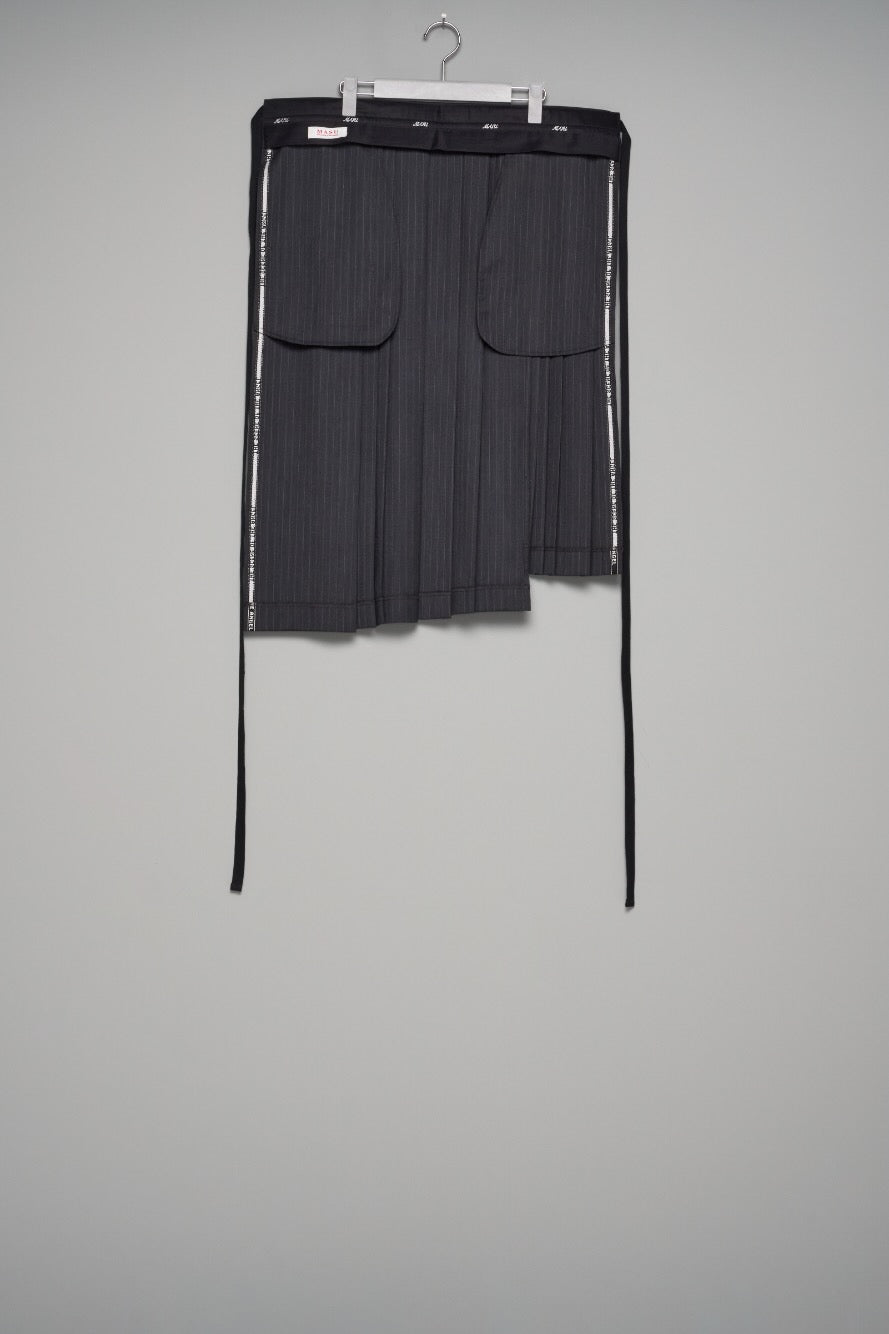 MASU(エムエーエスユー)のPLEATED APRON BLACKの通販｜PALETTE art