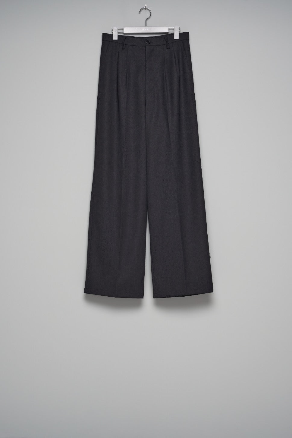 MASU(エムエーエスユー)のAGED CANVAS WIDE TROUSERS BLACK EBONYの