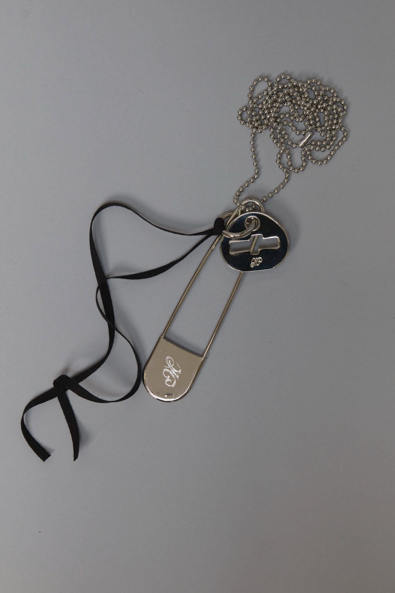 MASU(エムエーエスユー)のLAUNDRY PIN NECKLACE SILVERの通販｜PALETTE 