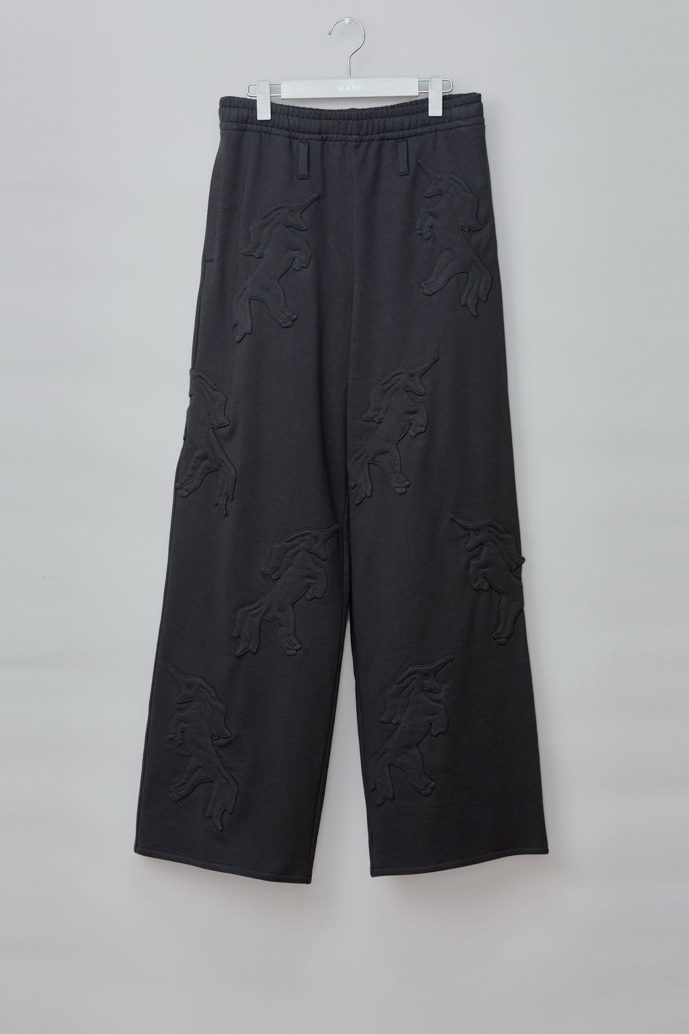 MASU(エムエーエスユー)のUNICORN WIDE SWEAT PANTS BLACKの通販