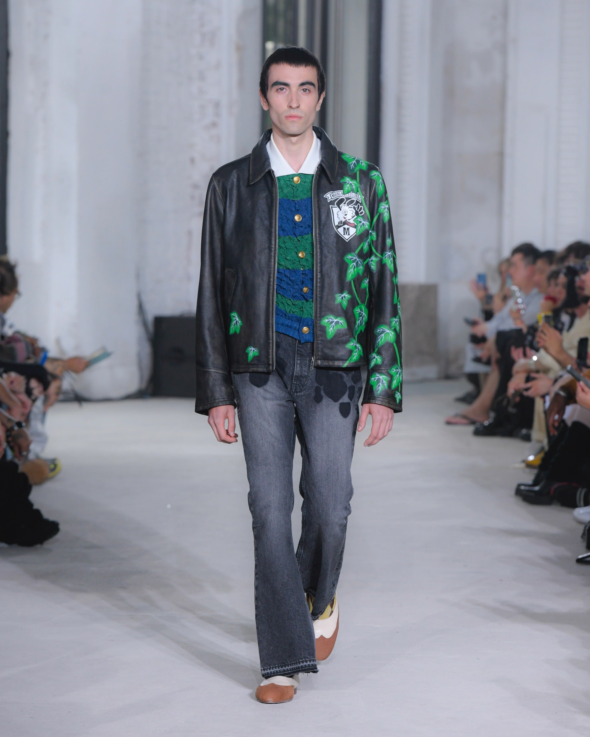 MASU(エムエーエスユー)の“MASU BOYS” EMBLEM BELL-BUTTOM JEANS BLACK