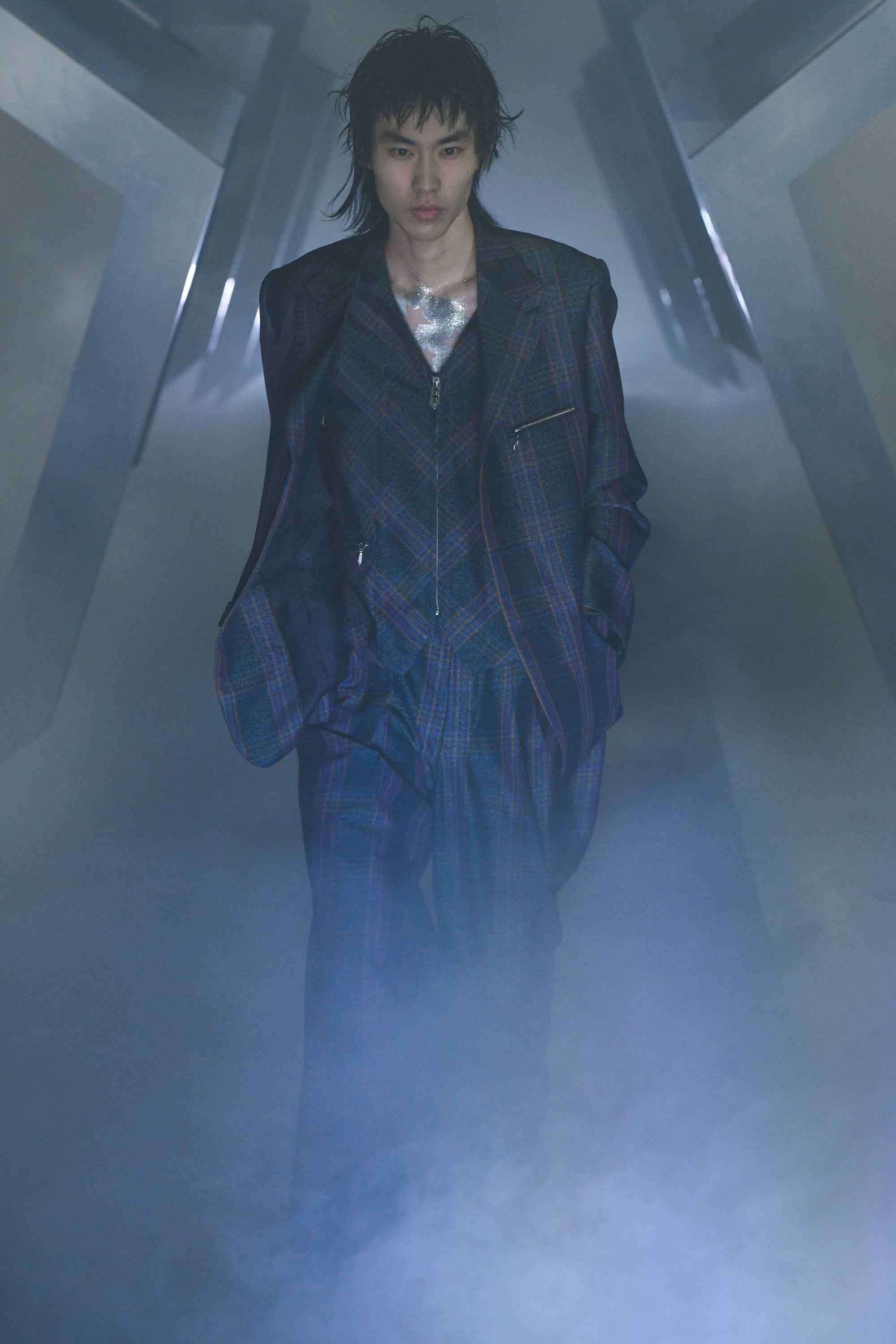 MASU(エムエーエスユー)の3 TUCK WIDE TROUSERS DARK NAVYの通販