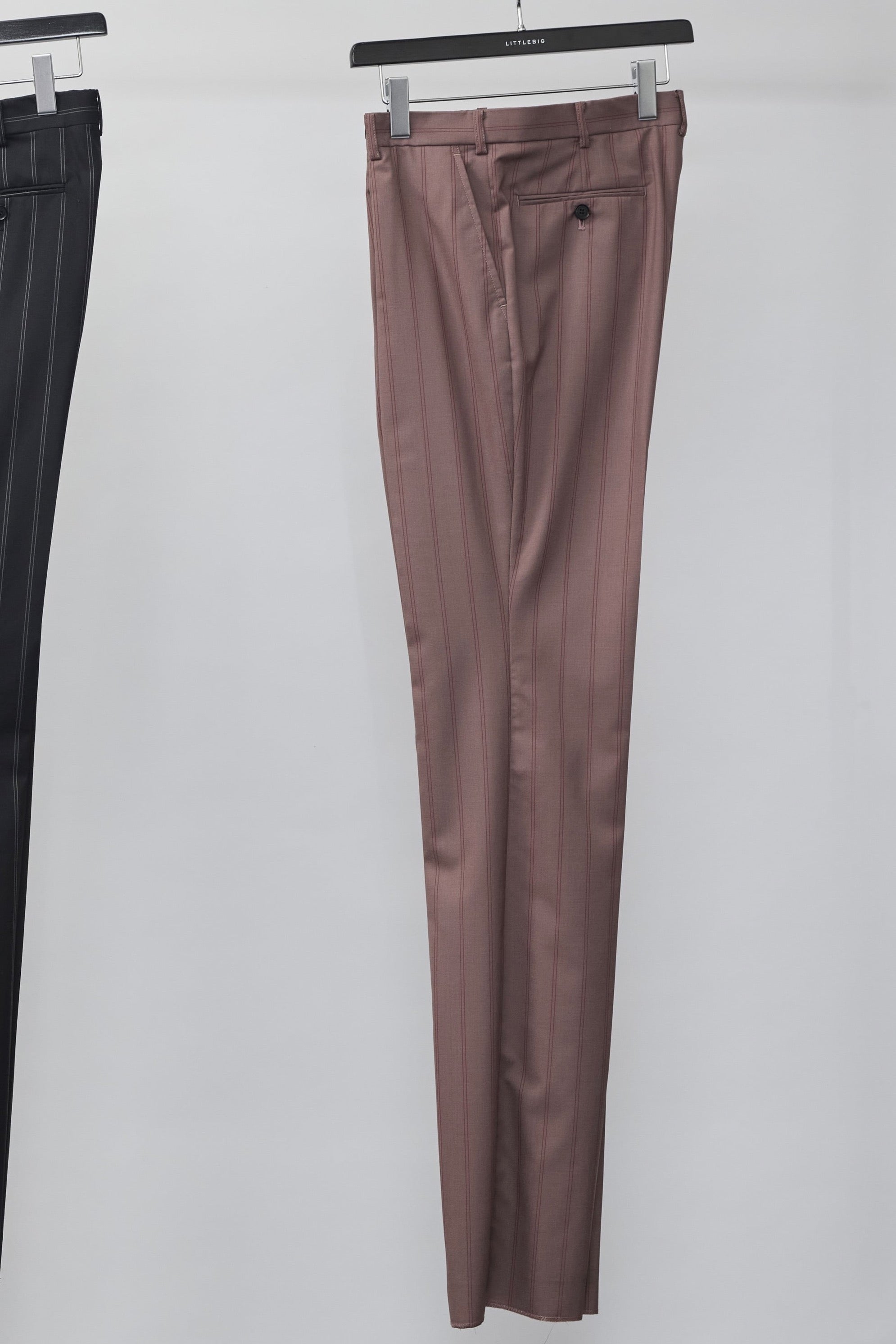 LITTLEBIG(リトルビッグ)のTucked Flare Trousers Black or Pink