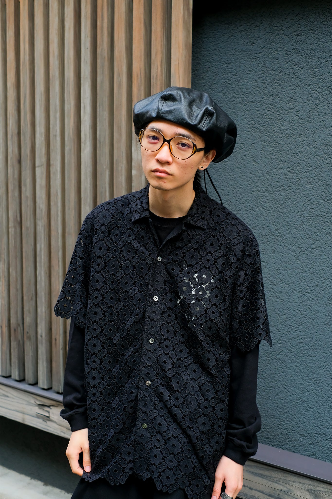 TOGA VIRILIS(トーガ ビリリース)22ssのLace Shirt BLACKの通販