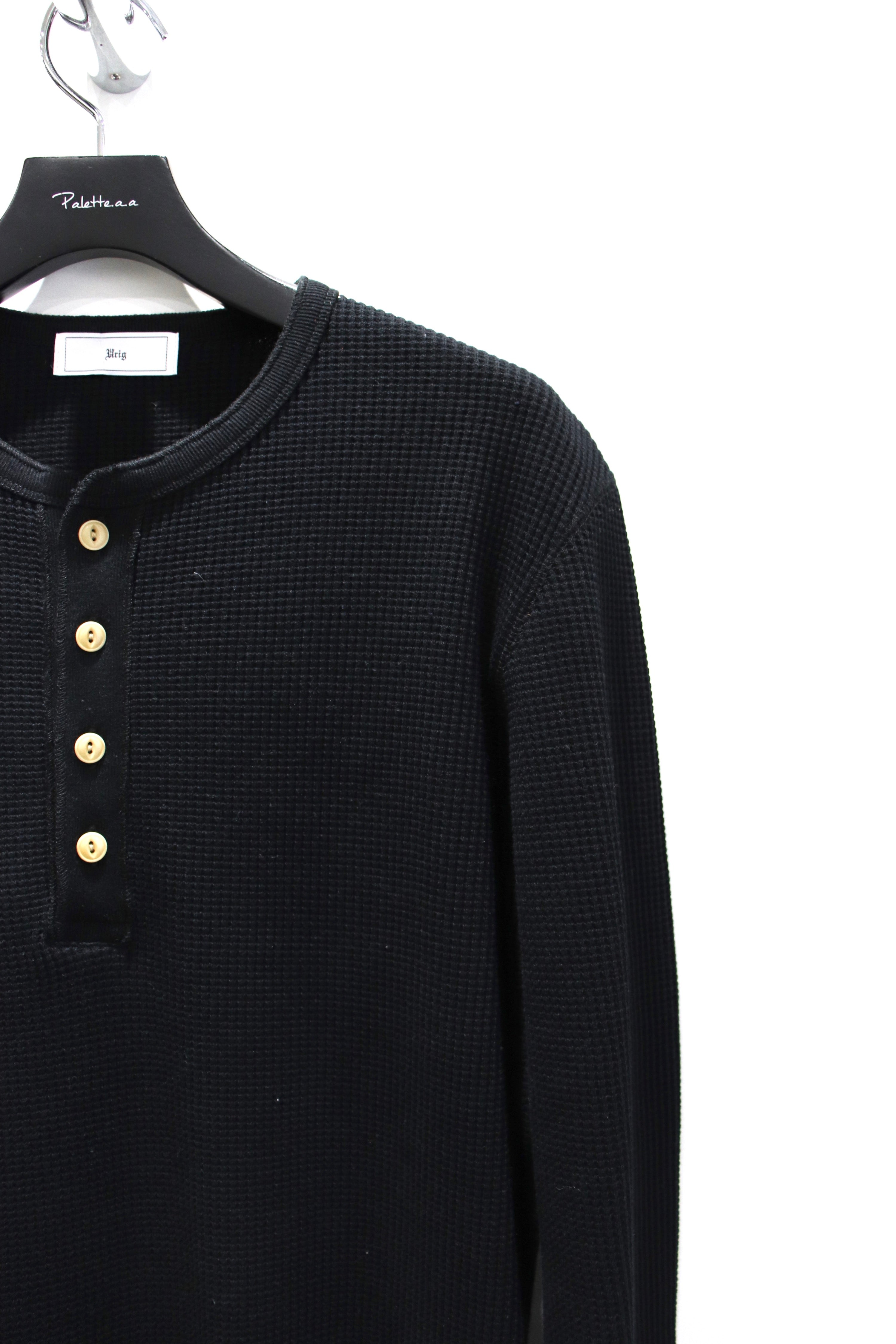 Urig（ウーリッヒ）の4B HENRYNECK WAFFLE L/S BLACK（ヘンリーネック 