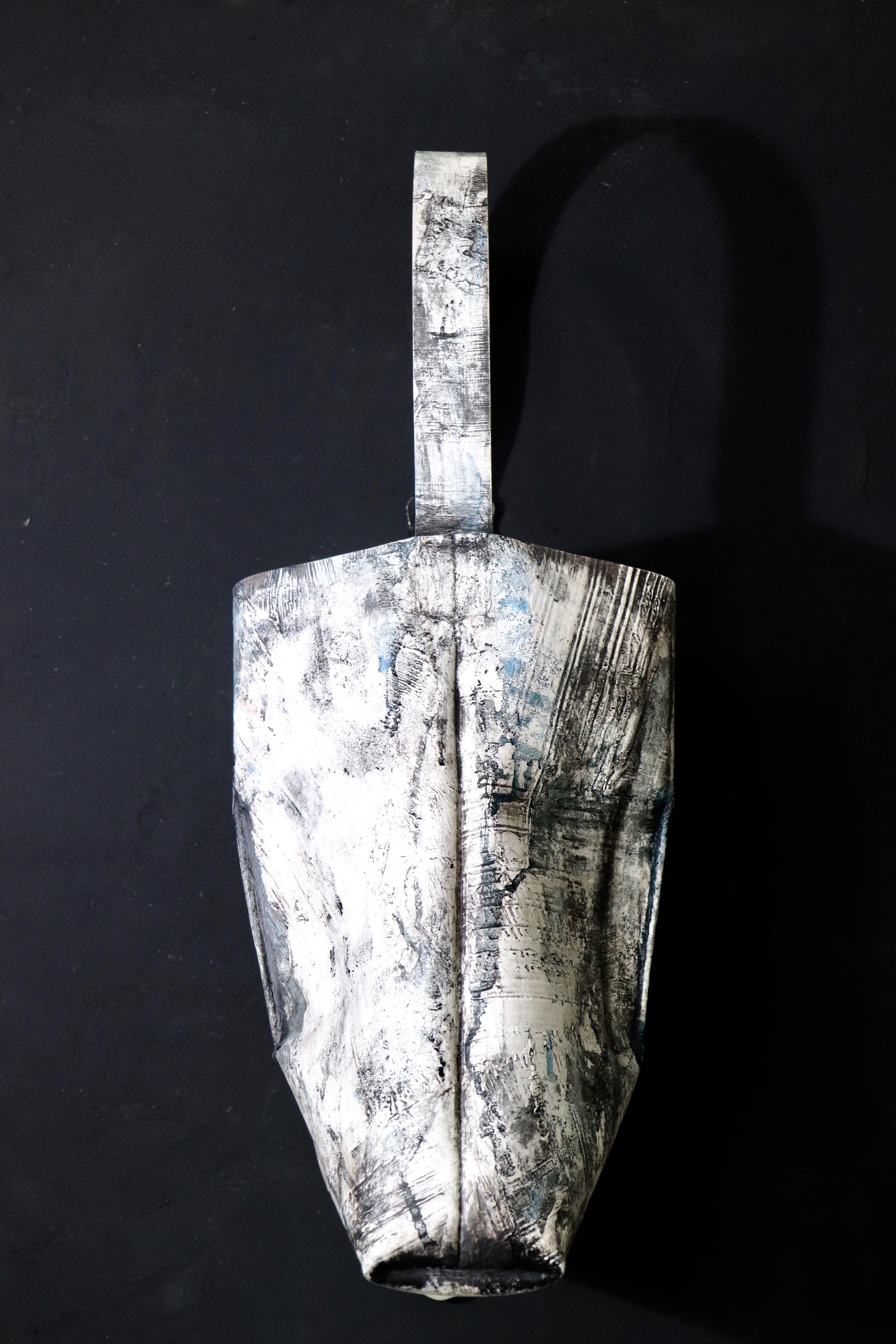カガリユウスケ(KAGARI YUSUKE)の都市型迷彩ウォールスクエア カガリユウスケ(KAGARI YUSUKE)の都市型迷彩ウォールスクエア