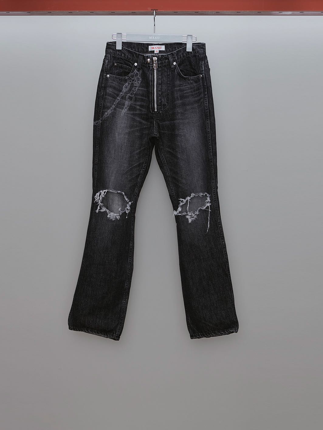 MASU(エムエーエスユー)のDAMAGED FLARE FIT JEANS BLACKの通販