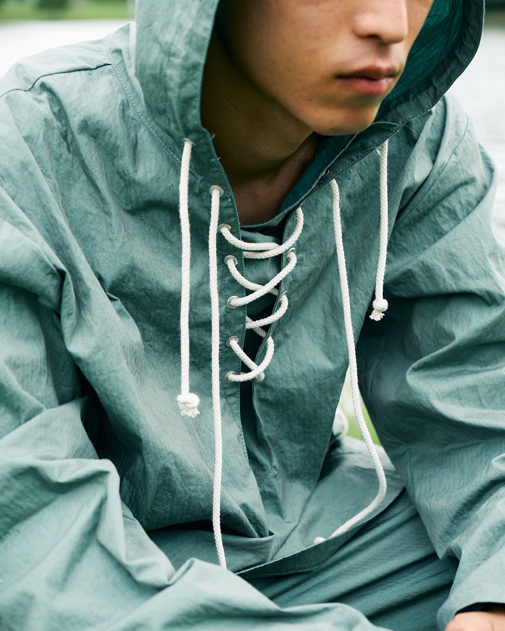(美品)Urig CNC LACE UP ANORAK ウーリッヒ　アノラック Urig（ウーリッヒ）のCNC LACE UP ANORAK VIRIDIANの通販｜PALETTE art