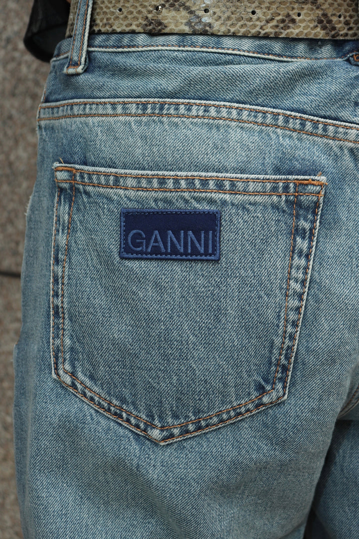 GANNIを使用したスタイリング画像