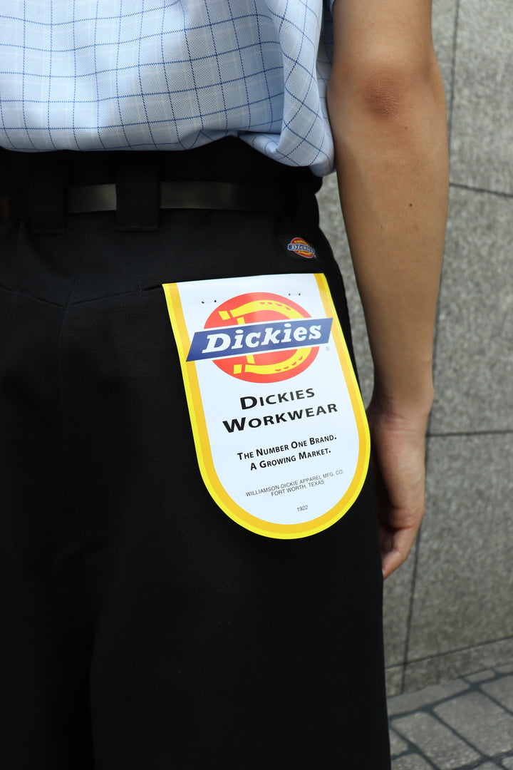 SHINYAKOZUKA WASHED LOOSE WITH DICKIESを使用したスタイリング画像