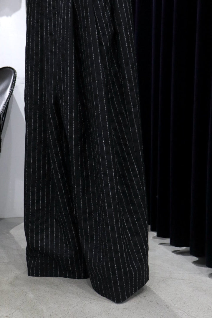 力強いストライプ