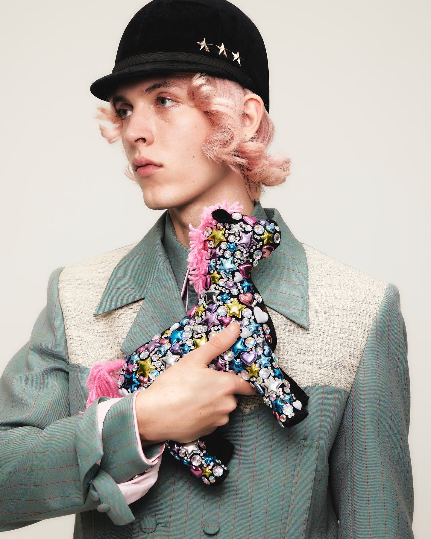 HOMMENA(オムナ)の2025awコレクションのLOOK画像