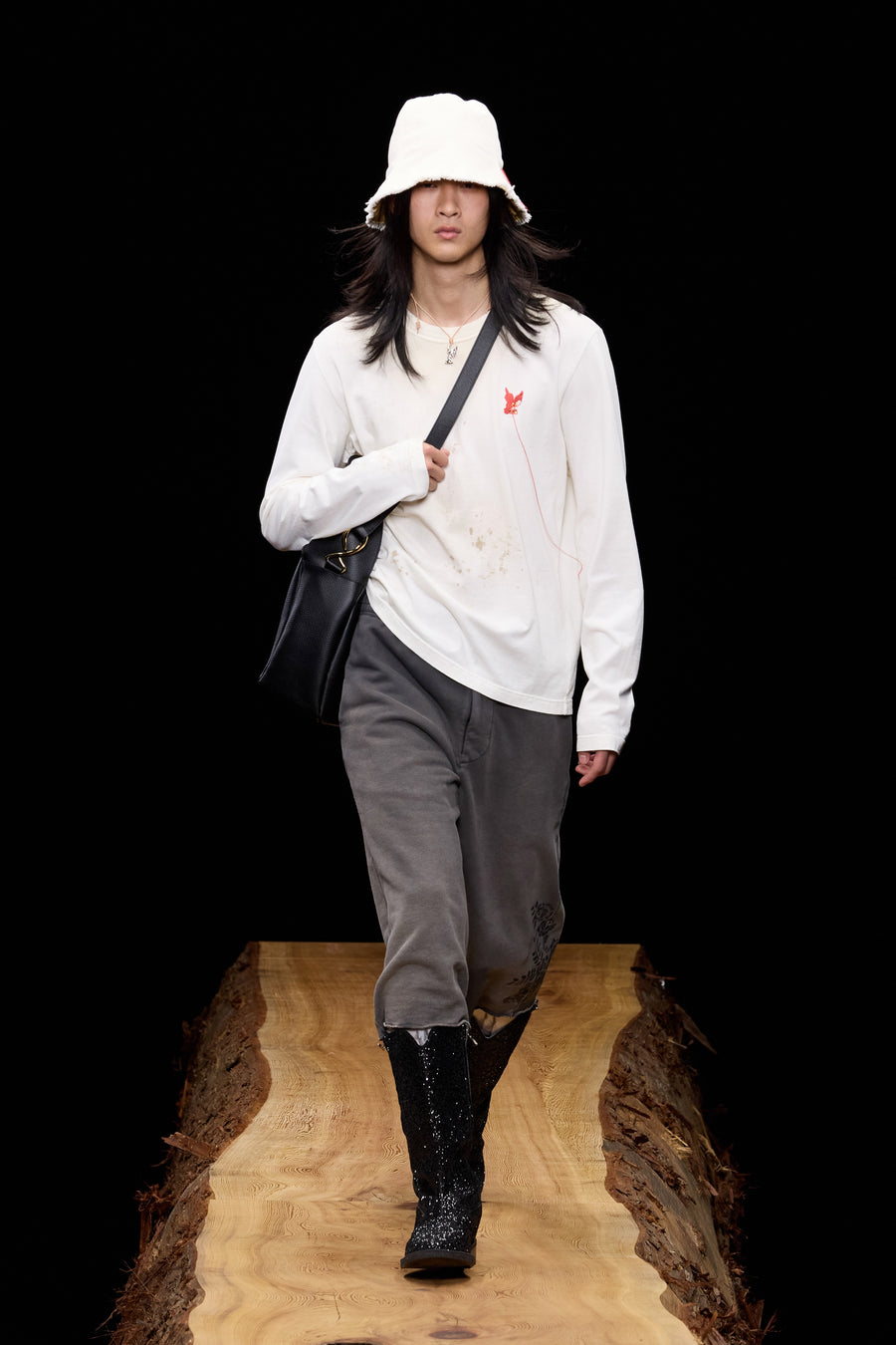 MASU(エムエーエスユー)のWASTED RED ANGEL LONG SLEEVE T-SHIRT WHITE