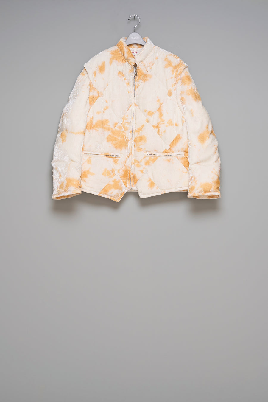 MASU(エムエーエスユー)のVICTORIAN SOFA DOWN JACKET WHITEの通販