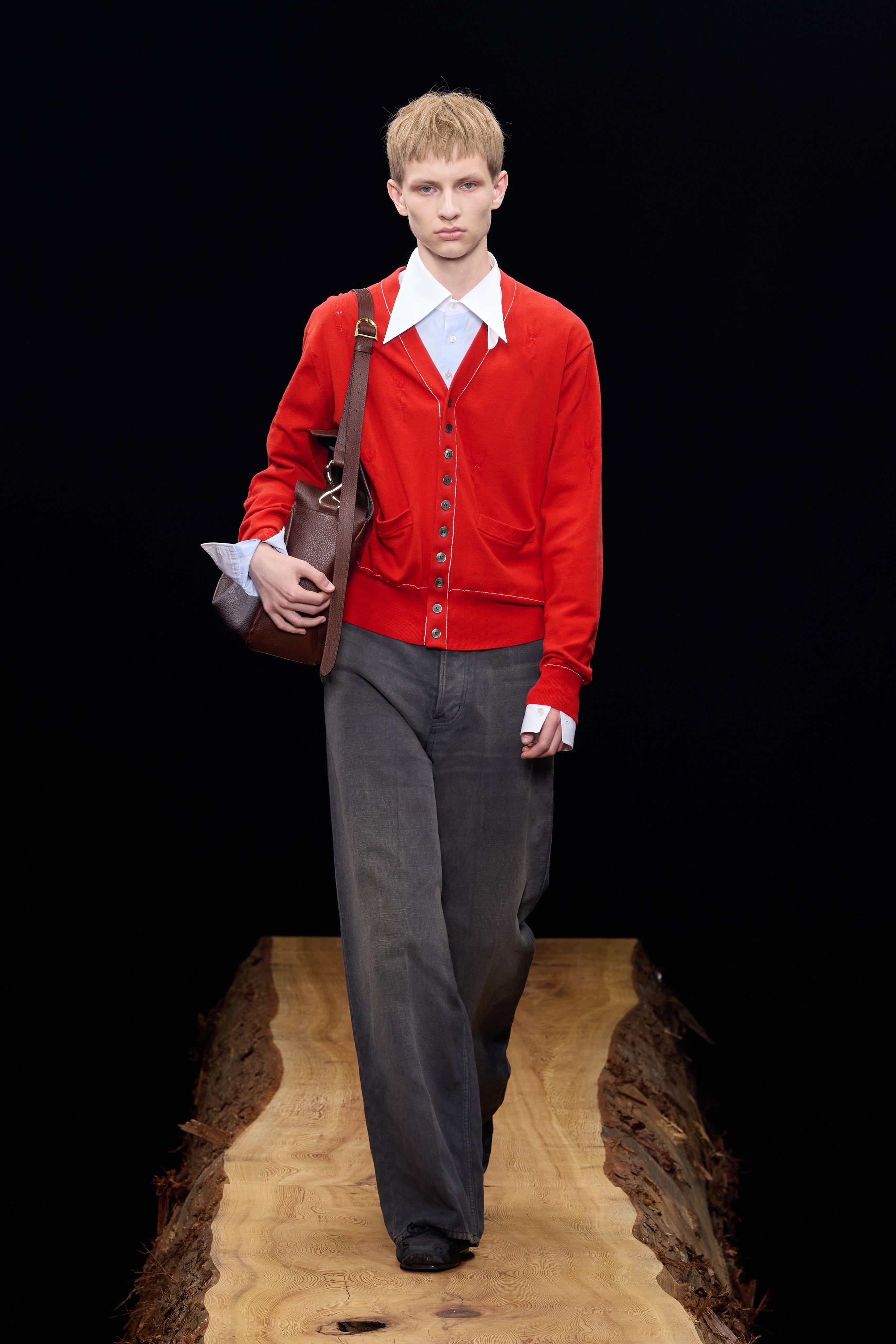 Alive Button MASU(エムエーエスユー)のMB 10 BUTTONS CARDIGAN REDの通販|PALETTE art aliveのオンライン ...