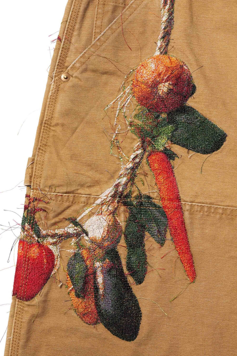doublet(ダブレット)のVEGETABLE EMBROIDERY CUT-OFF PANTS BEIGEの