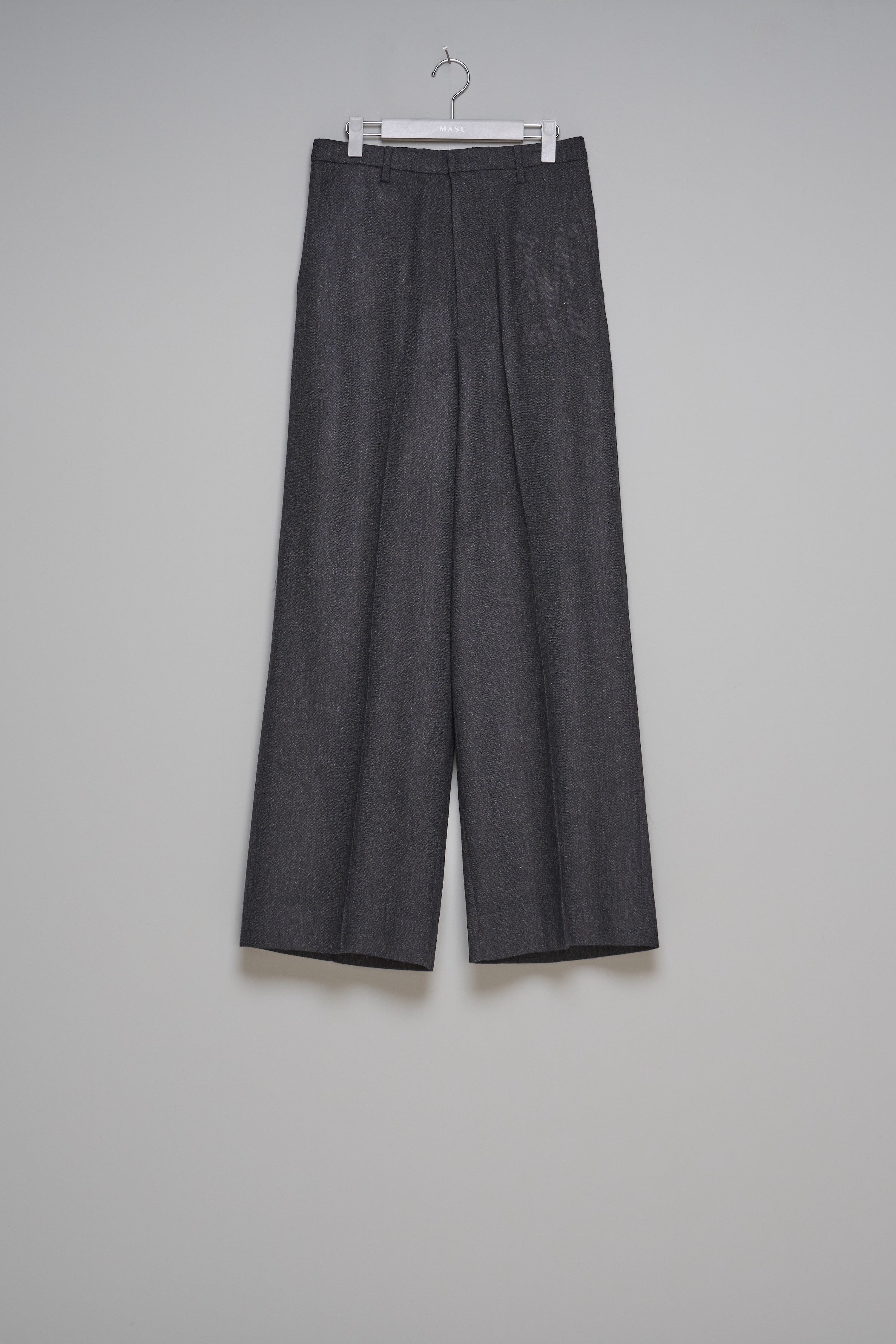 MASU(エムエーエスユー)のINITIAL WIDE TROUSERS GRAYの通販｜PALETTE