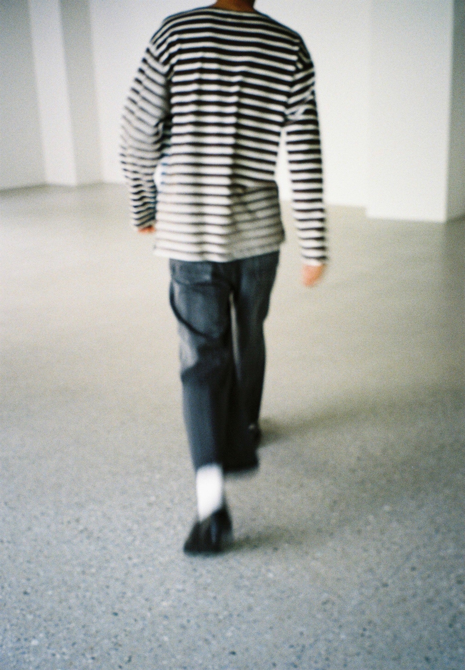 soe(ソーイ)の9/10 Iength 3D Jeans BLACKの通販｜PALETTE art aliveの