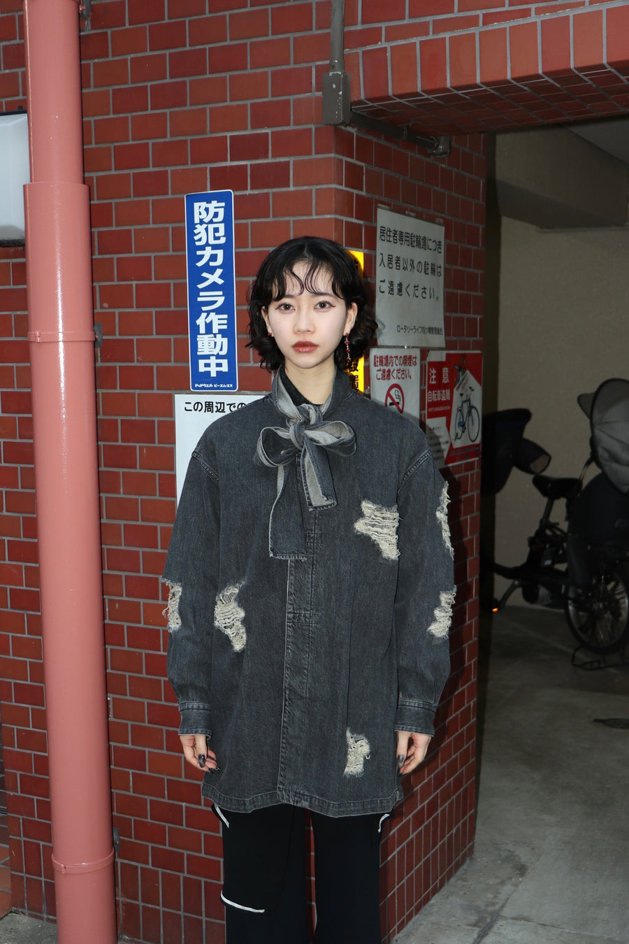 BELPER  DENIM BOWTIE BLOUSE(BLACK)