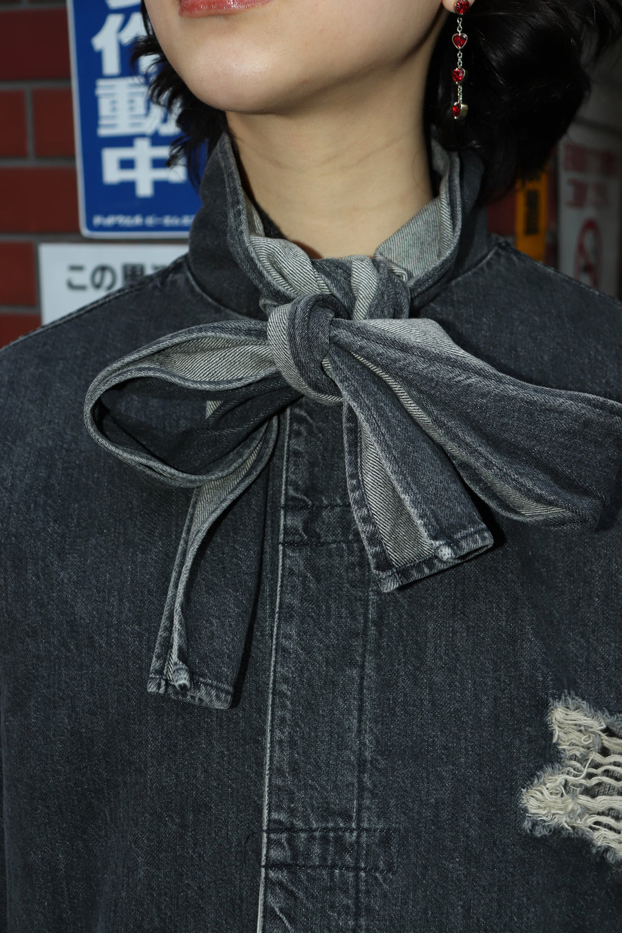 BELPER  DENIM BOWTIE BLOUSE(BLACK)