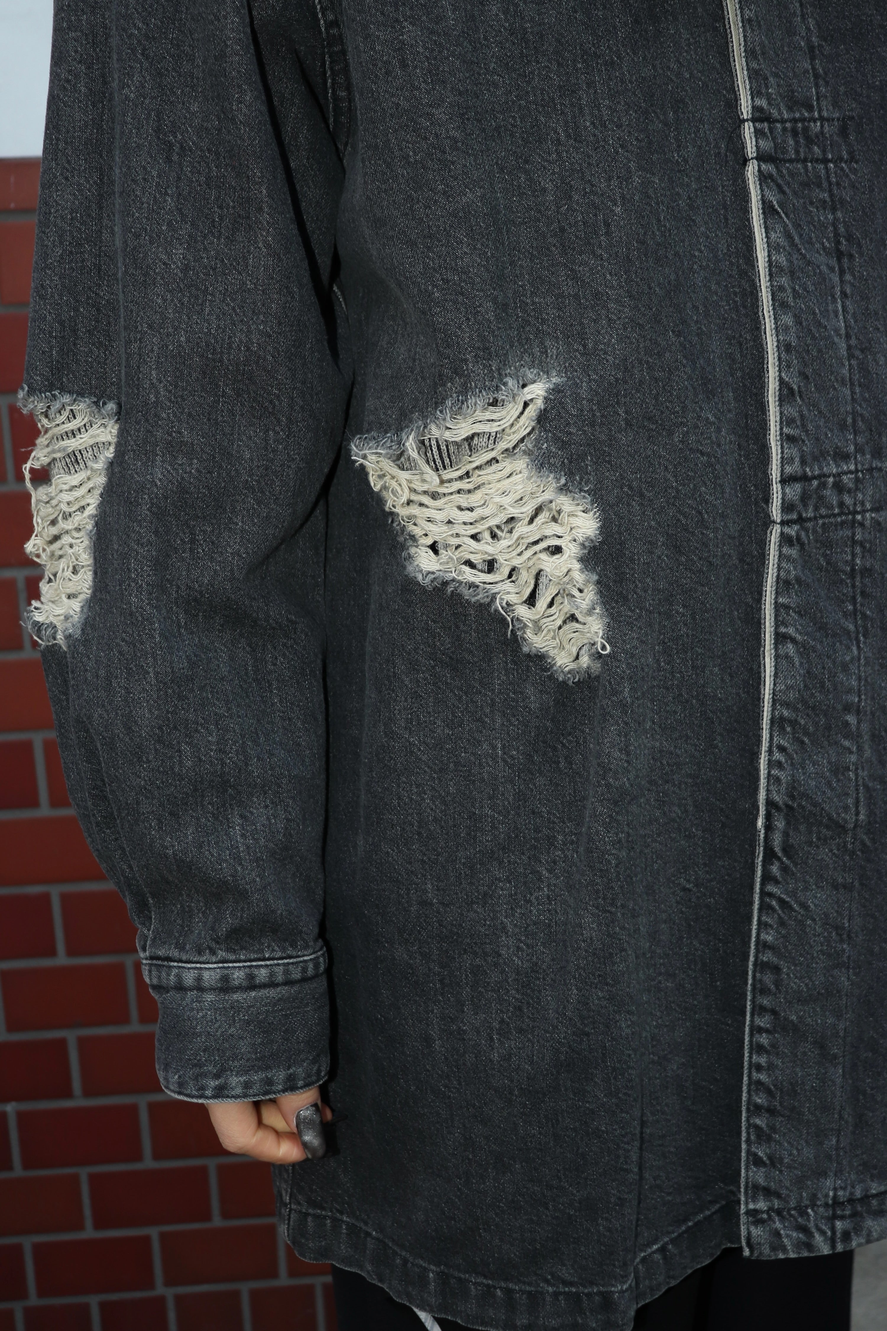 BELPER(ベルパー)のDENIM BOWTIE BLOUSE BLACK(トップス)の通販