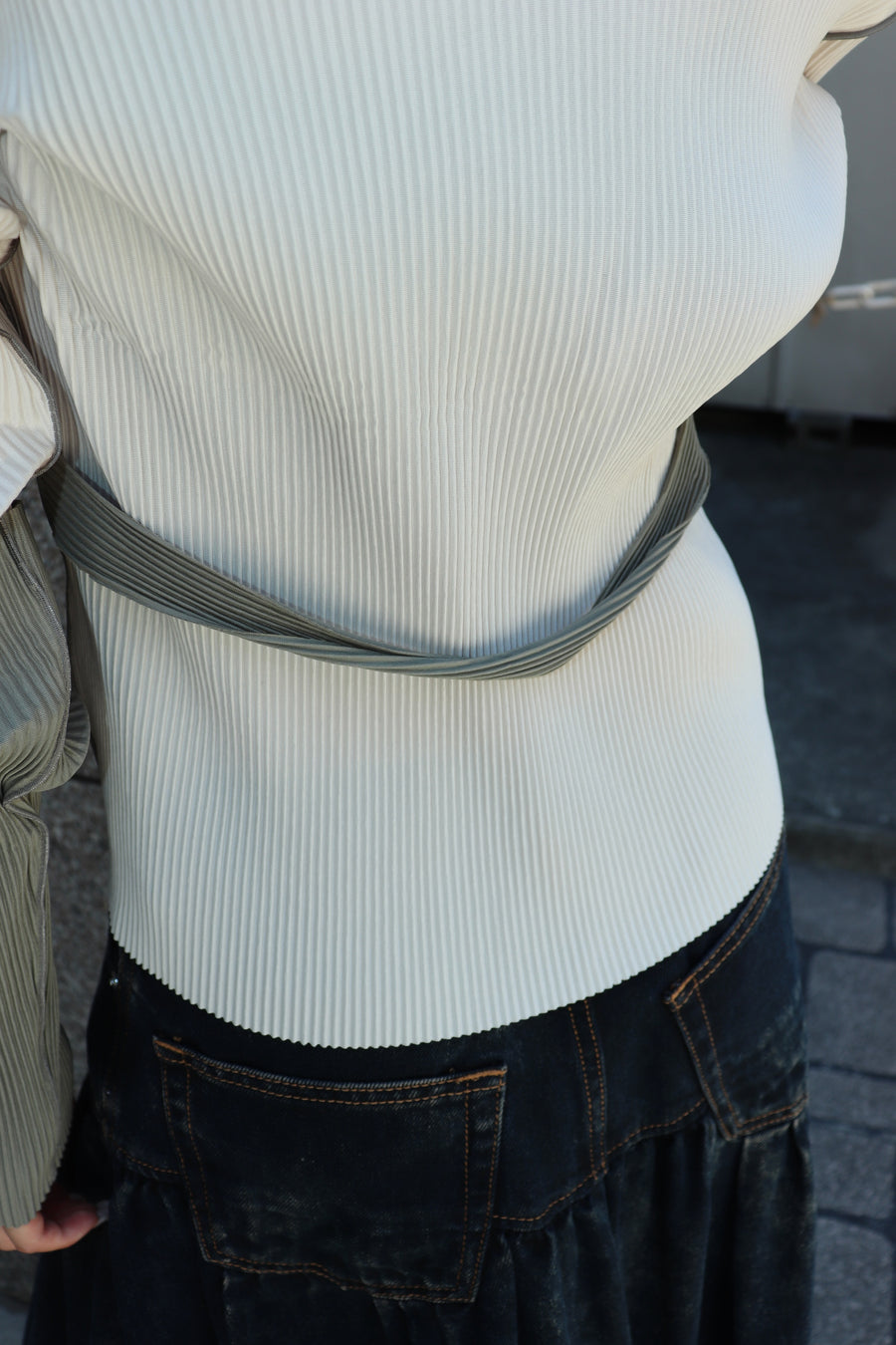 kotohayokozawa  ARM COVER TOP HIGH NECK(LT.BEIGE)