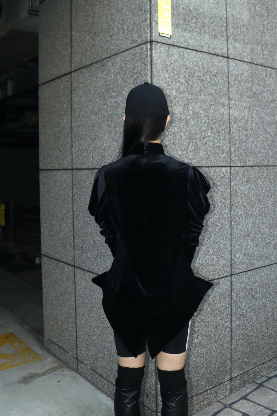 SHIORI MIKATA  bowtie velvet top