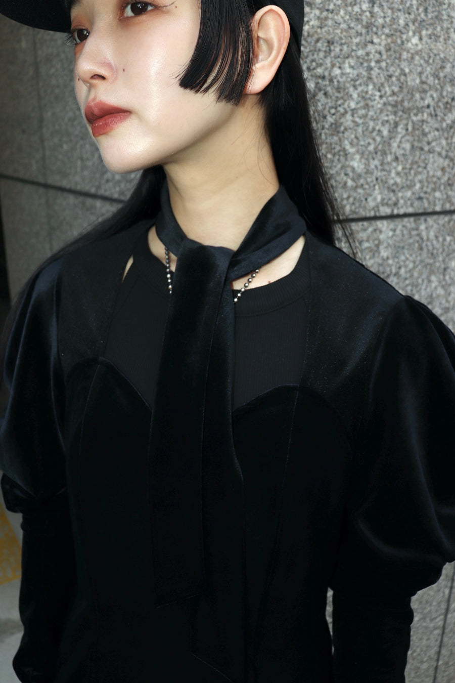 SHIORI MIKATA  bowtie velvet top