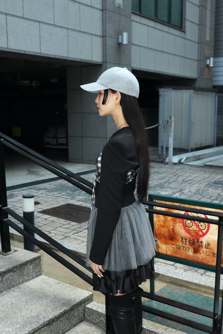 SHIORI MIKATA  power shoulder bolero(BLACK)