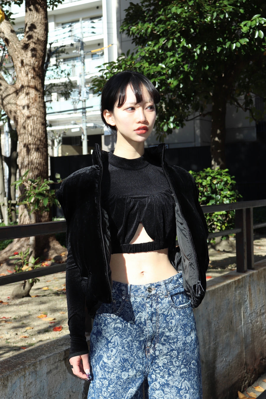 SHIORI MIKATA  velour high-neck top