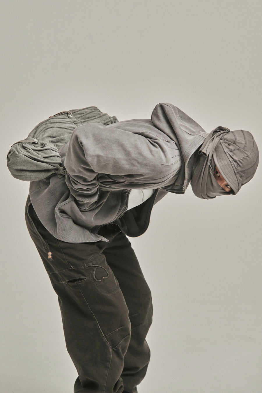 JIAN YE  25 HOODIE(GRAY)